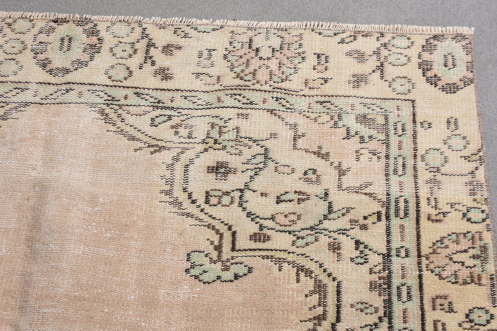 Vintage Turkish Rug, 5,1×8,6 ft Rug, White Large Plants & trees Rug