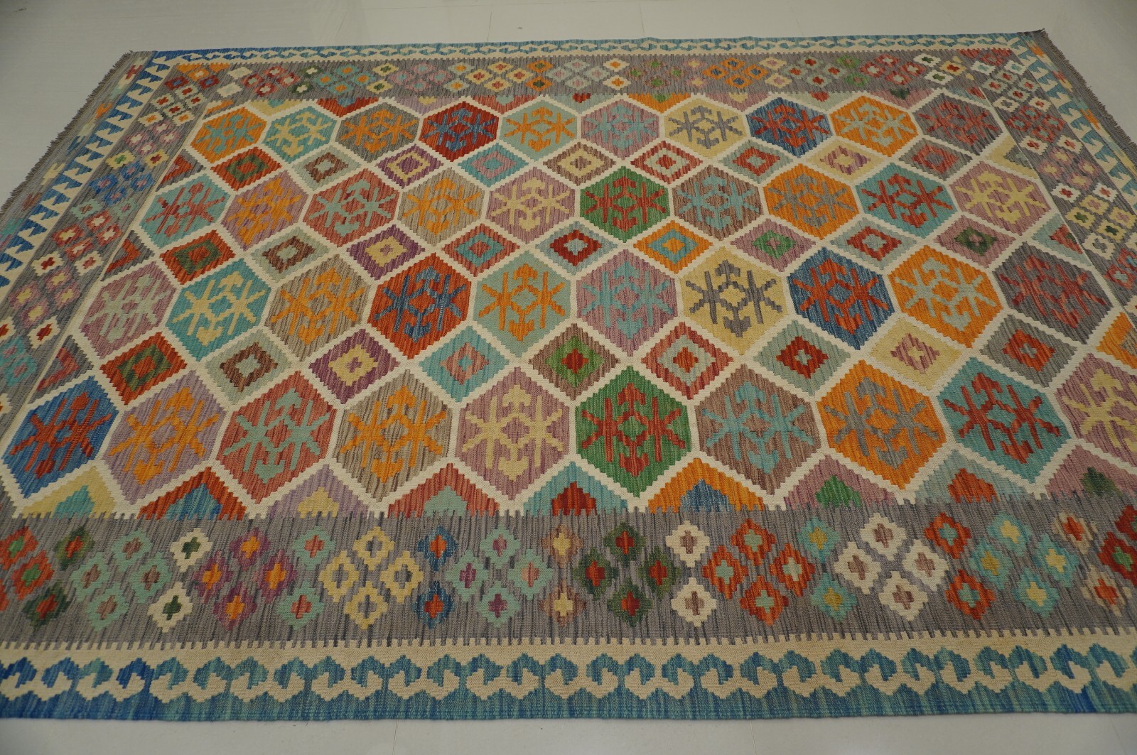 8×11 ft Afghan Beige Hand woven Geometric Veg dyes Wool Kilim Area Rug 8’0x11’3