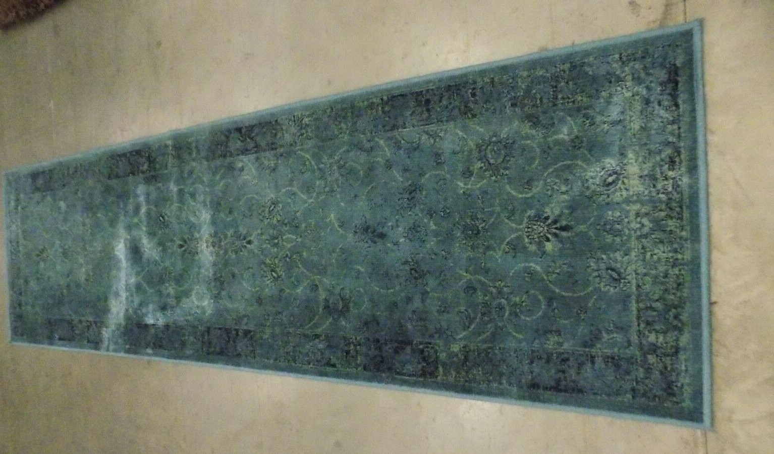 TURQUOISE / MULTI 2′ X 7′ Stained Rug, Reduced Price 1172577734 VTGB117-2220-27