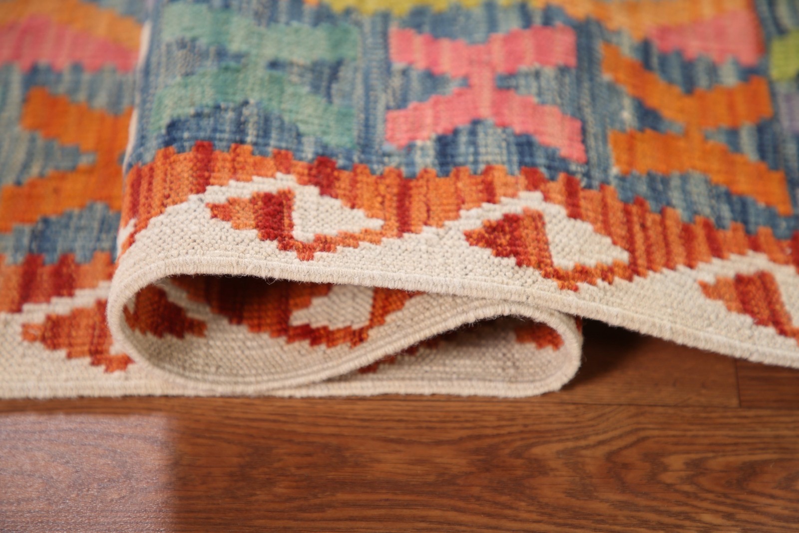 Reversible Kilim Accent Rug 4×6 Geometric Pattern Hand-woven Wool Carpet