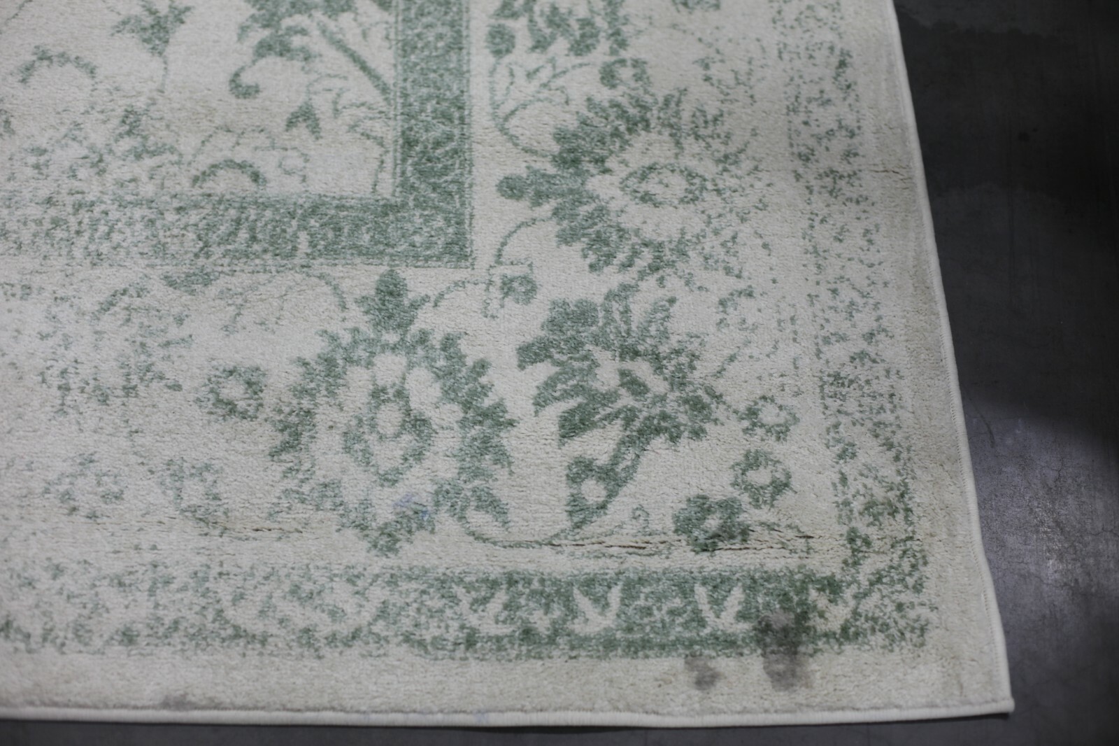 IVORY / SAGE 9′ X 12′ Stained Rug, Reduced Price 1172602205 ADR109V-9