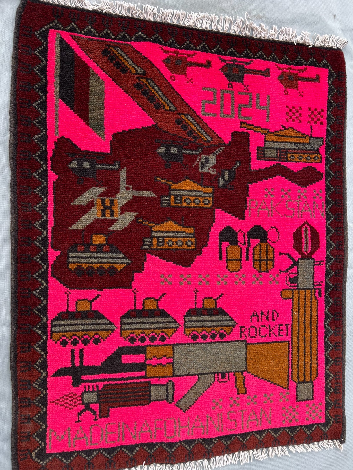 2’1 x 2’7 Ft Bold Afghan War Rug Rocket Launcher Tank Aircraft Pictorial Tribal