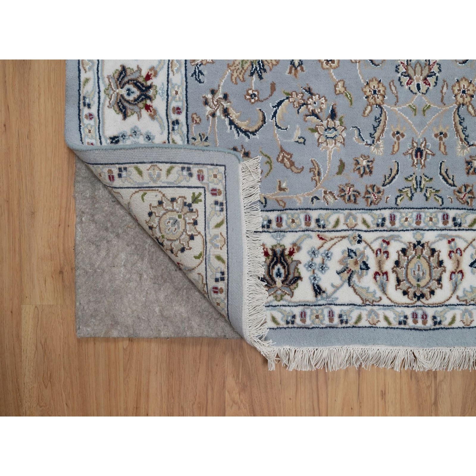 5’2 x 7’2 Hand Knotted Light Blue Nain Rug With Silk G16140