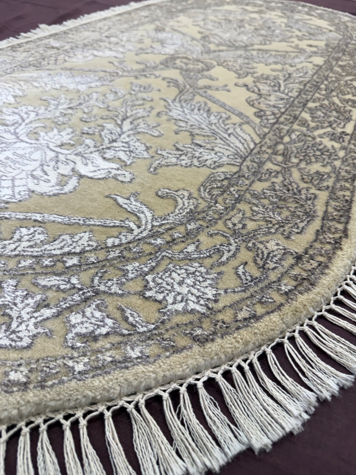 Vintage Hand Knotted Wool Rug Oval Cream Floral Damask Bedside Rug 70×140 cm