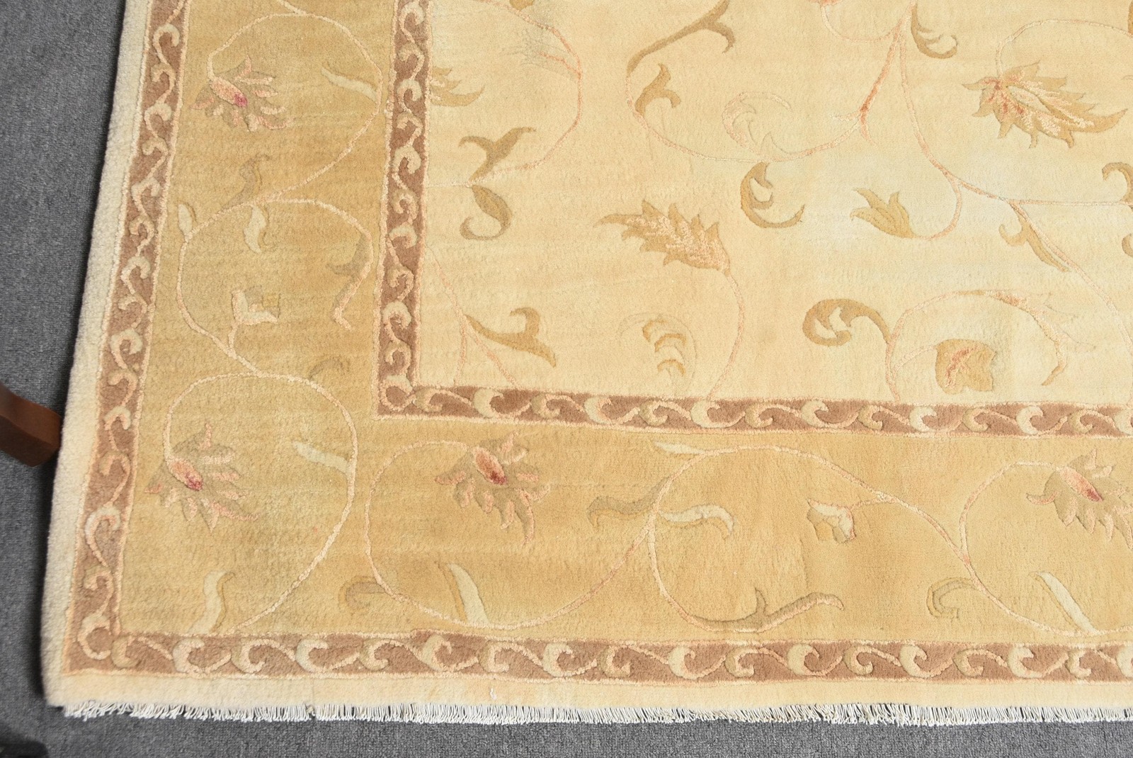 Vintage Rug, Large 6,46×9,7 ft Turkish Rug, Yellow Ombré Wool Rug