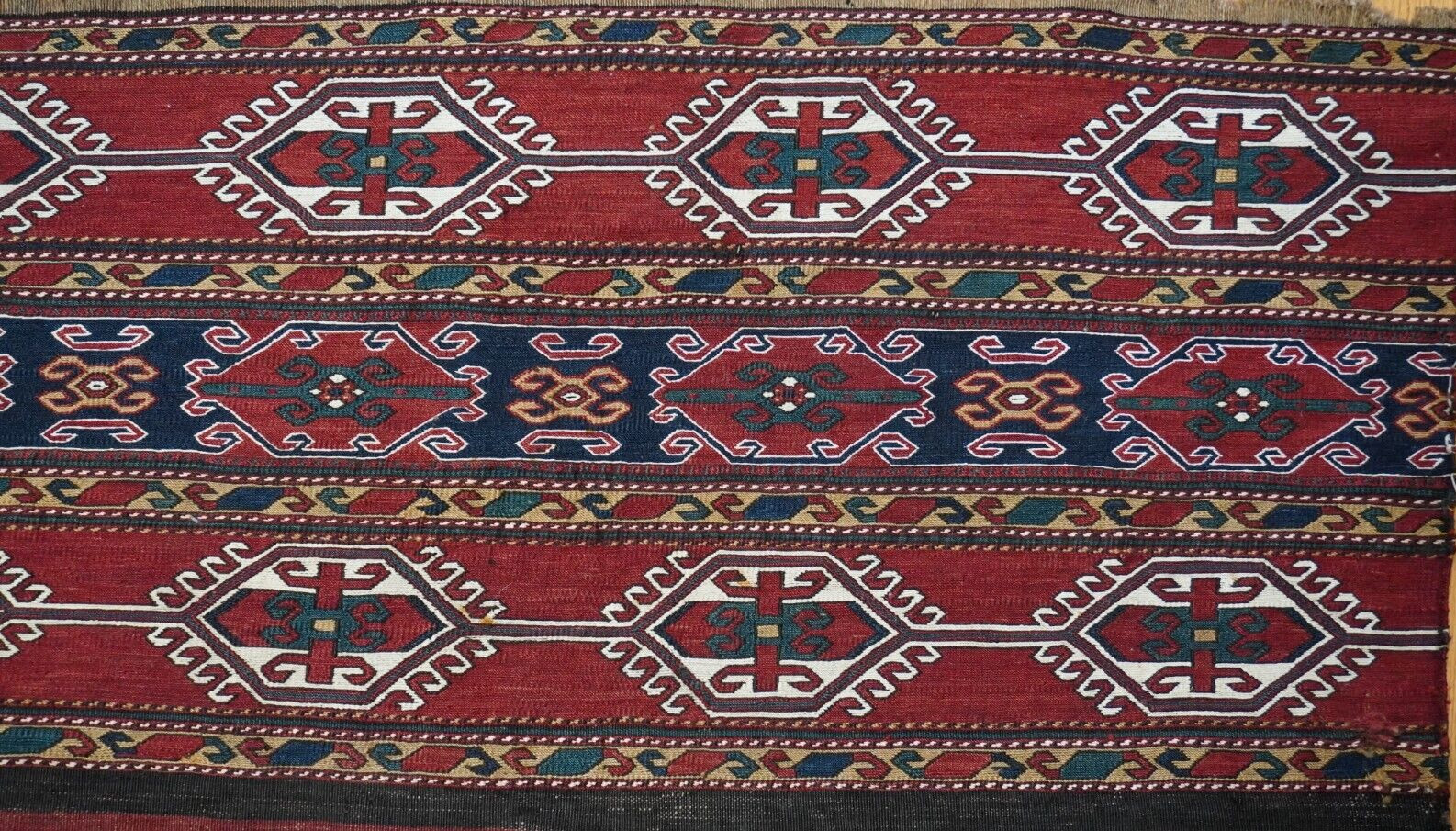 2′ x 3’5″ Antique 1880 Soumak Bag face Caucasian Tribal Hand Woven 100% Wool Rug