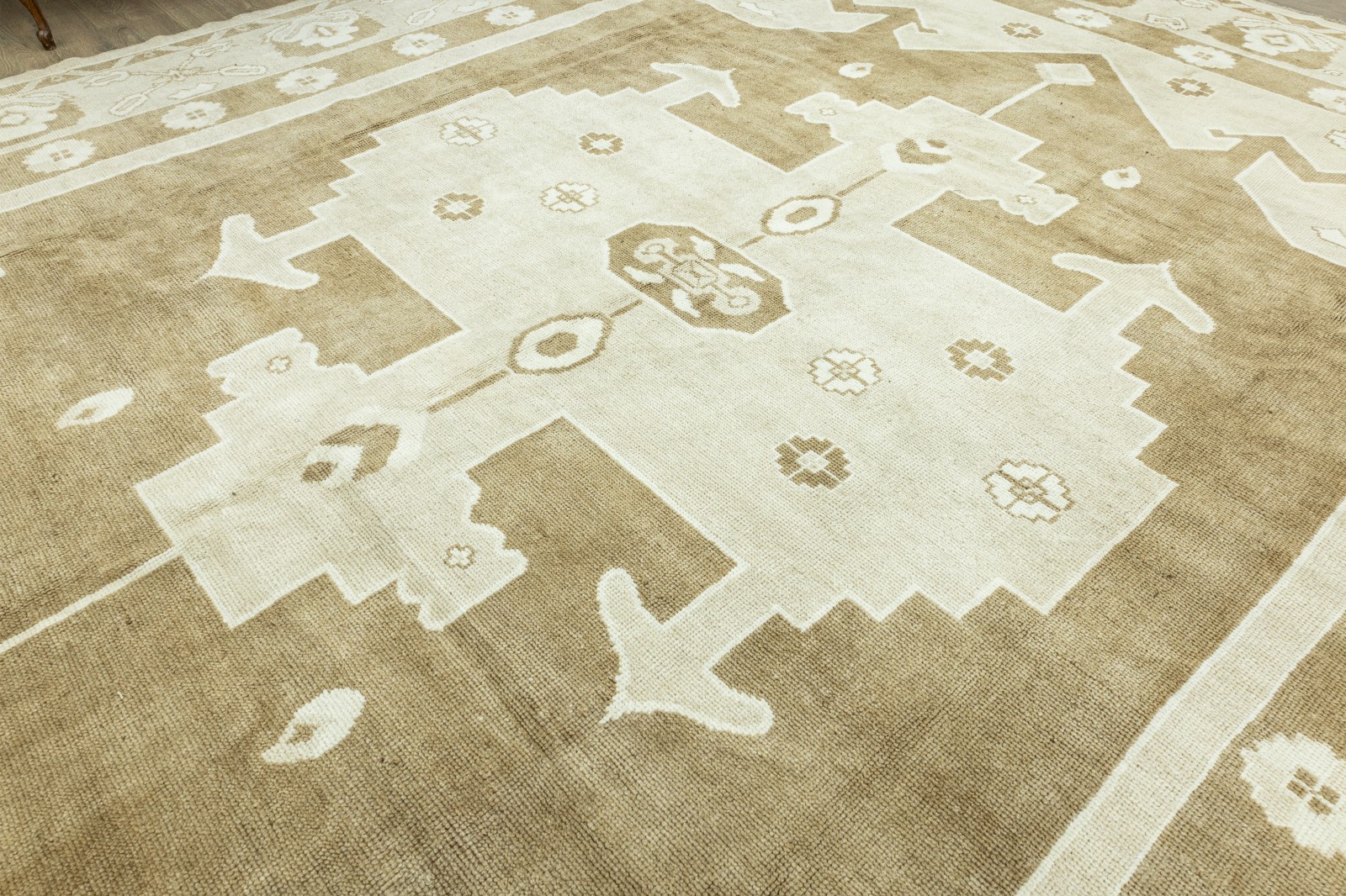 Oversize Turkish Oushak Rug 12’1 x 14’10 ft – Undyed Wool – Organic Modern Decor