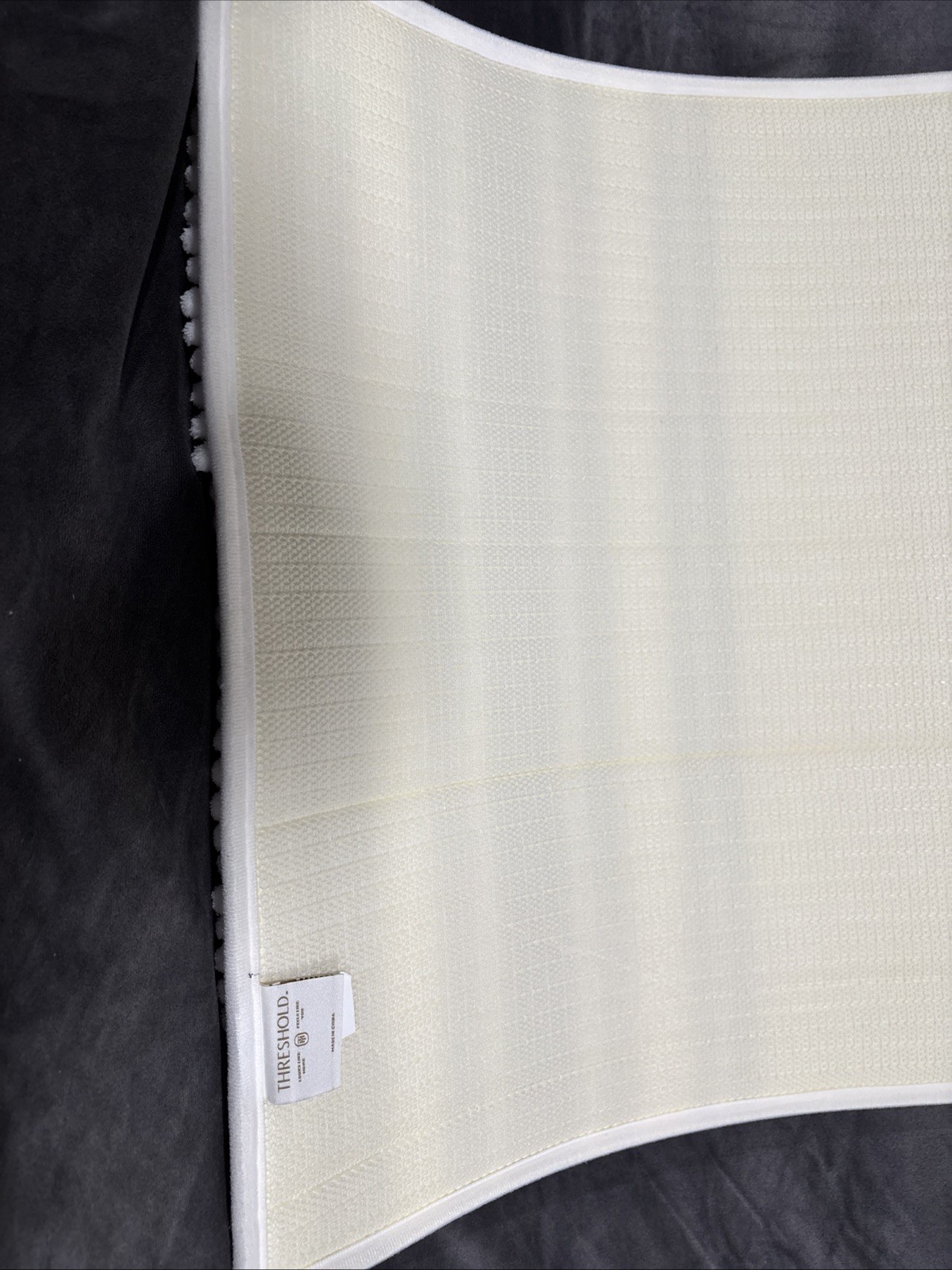 20″x34″ Chenille Memory Foam Bath Rug – Threshold Brand New With Tag