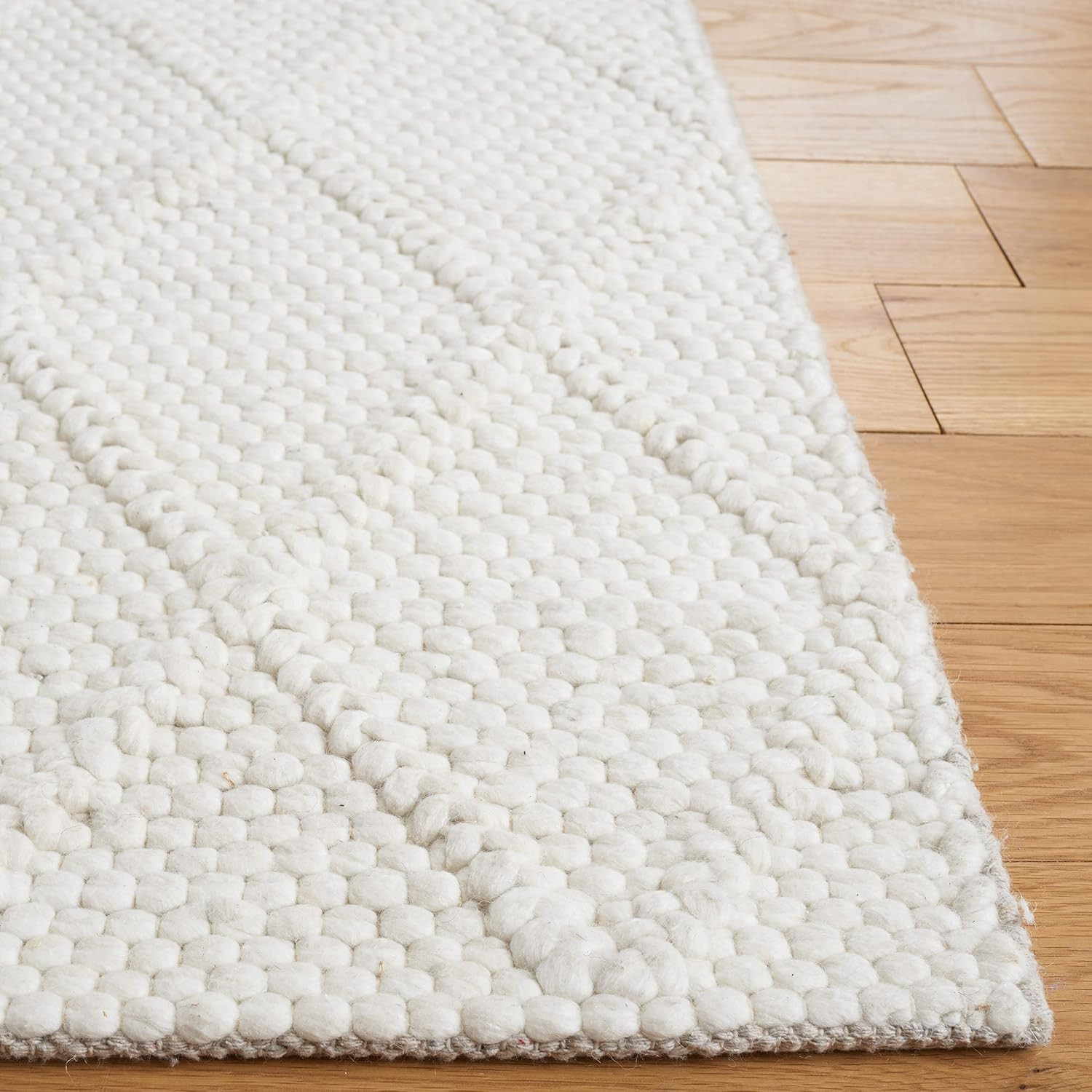 SAFAVIEH Area Rug 8X10 – Natura Collection – Large – Ivory & Ivory, Handmade Woo