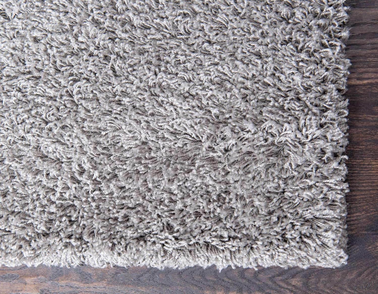 Cloud Gray Solid Shag Area Rug – 8′ x 11′ Rectangle for Cozy Spaces