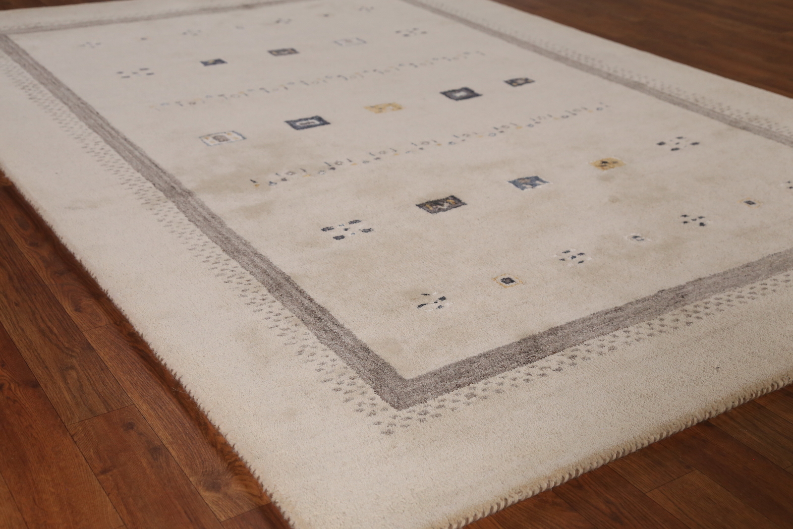 Luxurious Hand-tufted Rug Beige Modern Gabbeh Rug 5×8 ft