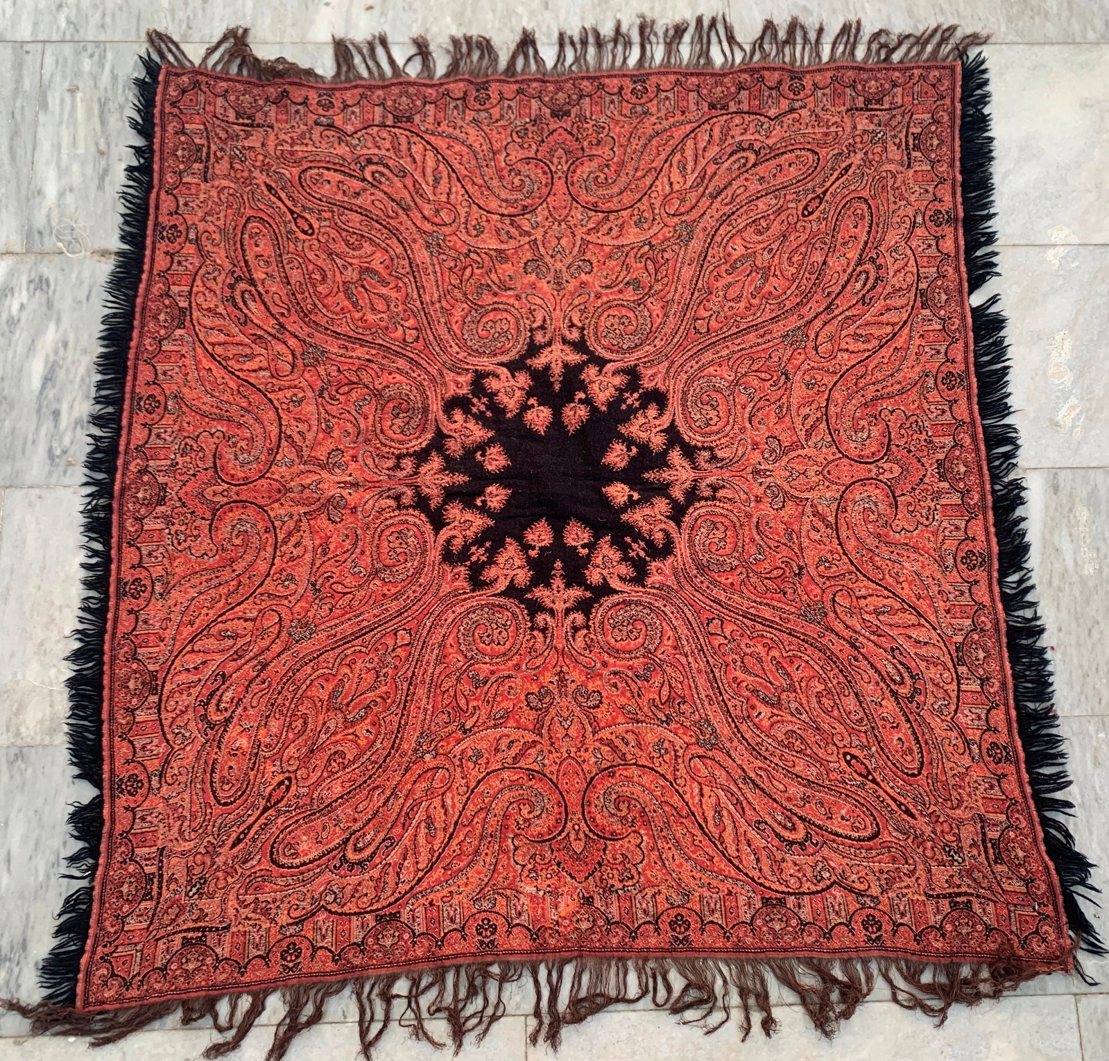 Vintage Paisley Shawl, 100 % Pure Woolen Scarf, Woolen shawl, Women Shawl 3×3 ft