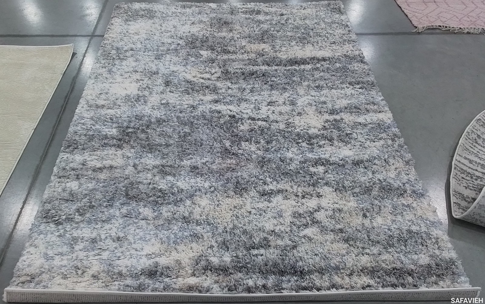 GREY BLUE / CREAM 5′-0″ x 7′-0″ Flaw in Rug, Reduced Price 1172790329 BER219G-57