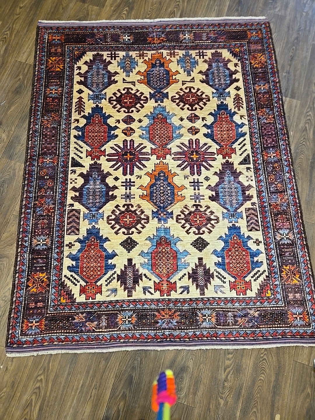 Kazak Design Rug Size 6 Ft 7 Inches Lenght By 5 Ft 1 Inch Wide Hand-Knotted