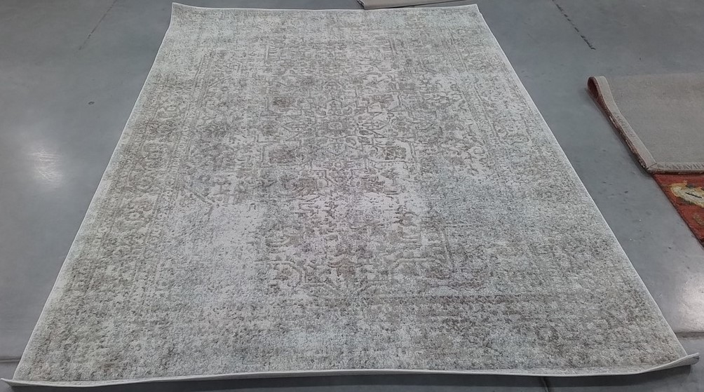 IVORY / TAUPE 6′-7″ x 9′-0″ Back Stain Rug, Reduced Price 1172806936 EVK256E-6