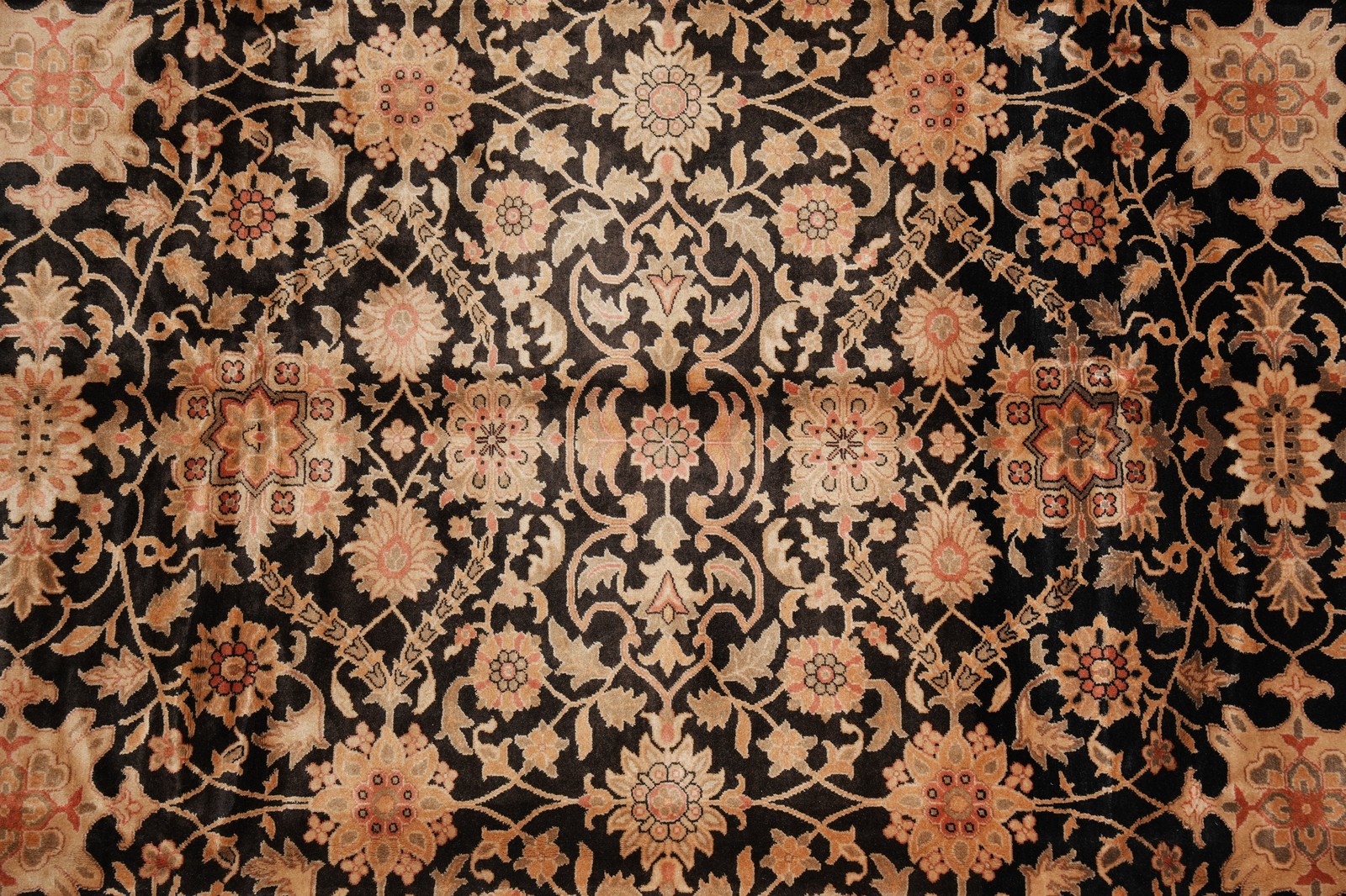 9 x 11.5 Hand-Knotted New Zigler Rug Black #F-4522