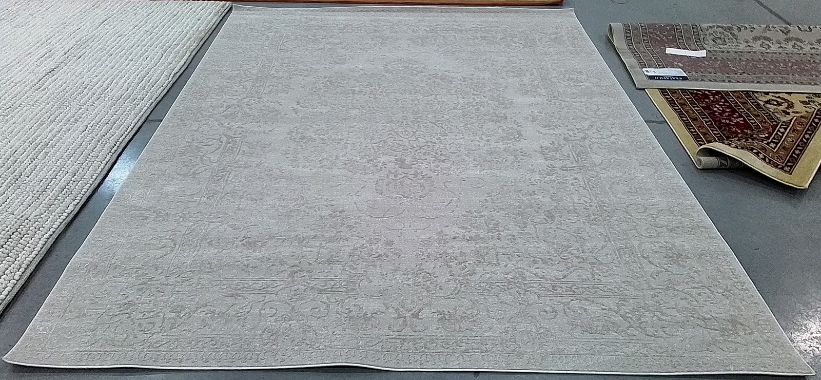 CREME / IVORY 8′-0″ x 10′-0″ Back Stain Rug, Reduced Price 1172807804 RFT664D-8