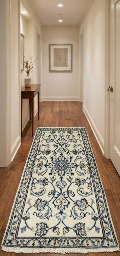 Floral Classic Vintage Style Cream 2’2X4’6 Plush Wool Rug Nain Oriental Carpet