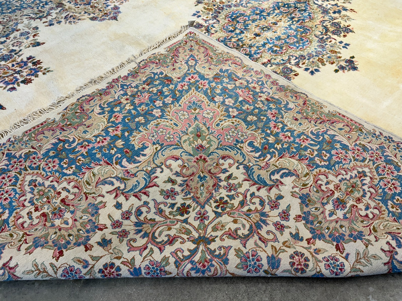 10’11″x14’9″ Hand-Knotted Wool Kermane Area Rug – 11×15 Handmade Carpet
