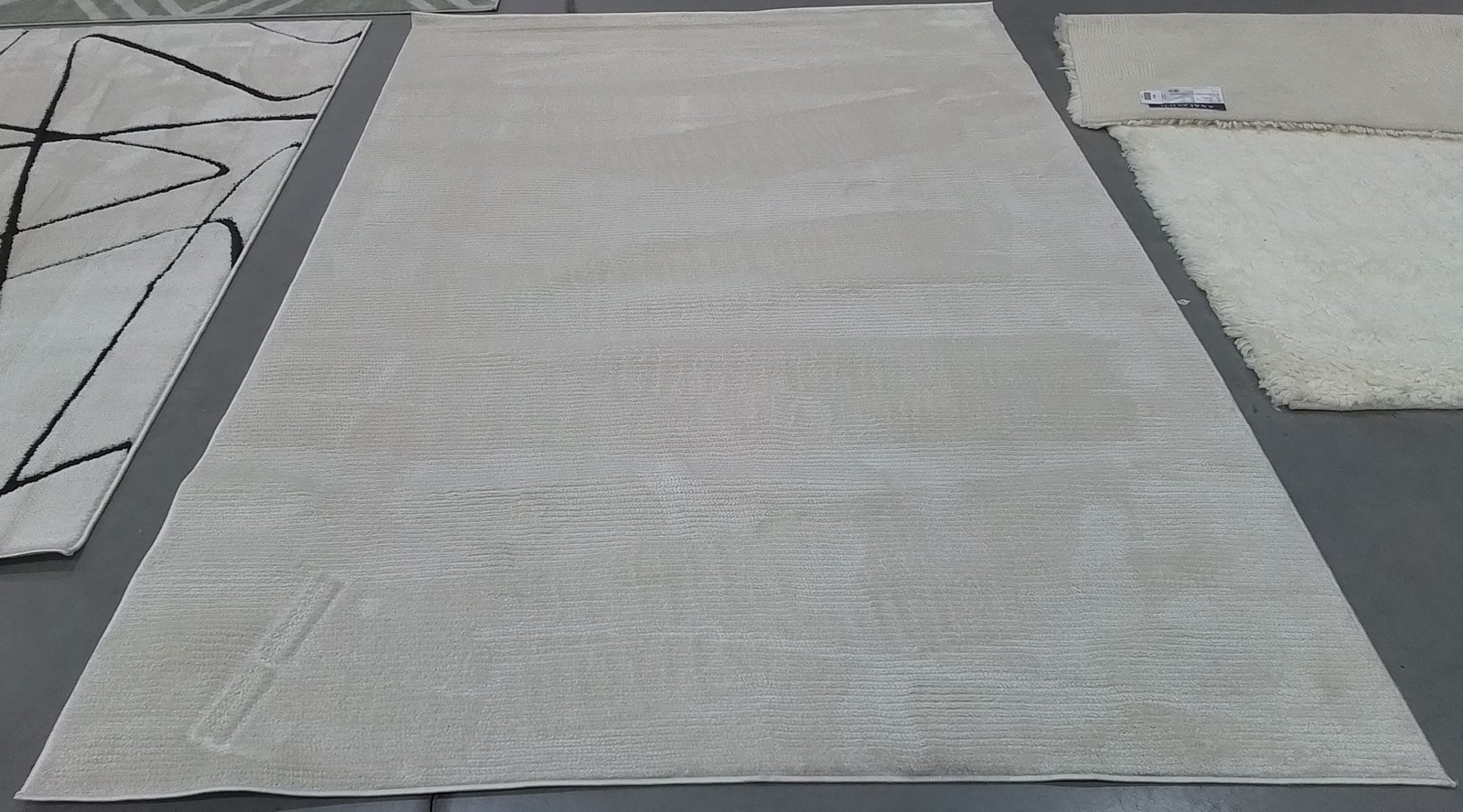 IVORY 6′-0″ x 9′-0″ Back Stain Rug, Reduced Price 1172805488 MEL108A-6