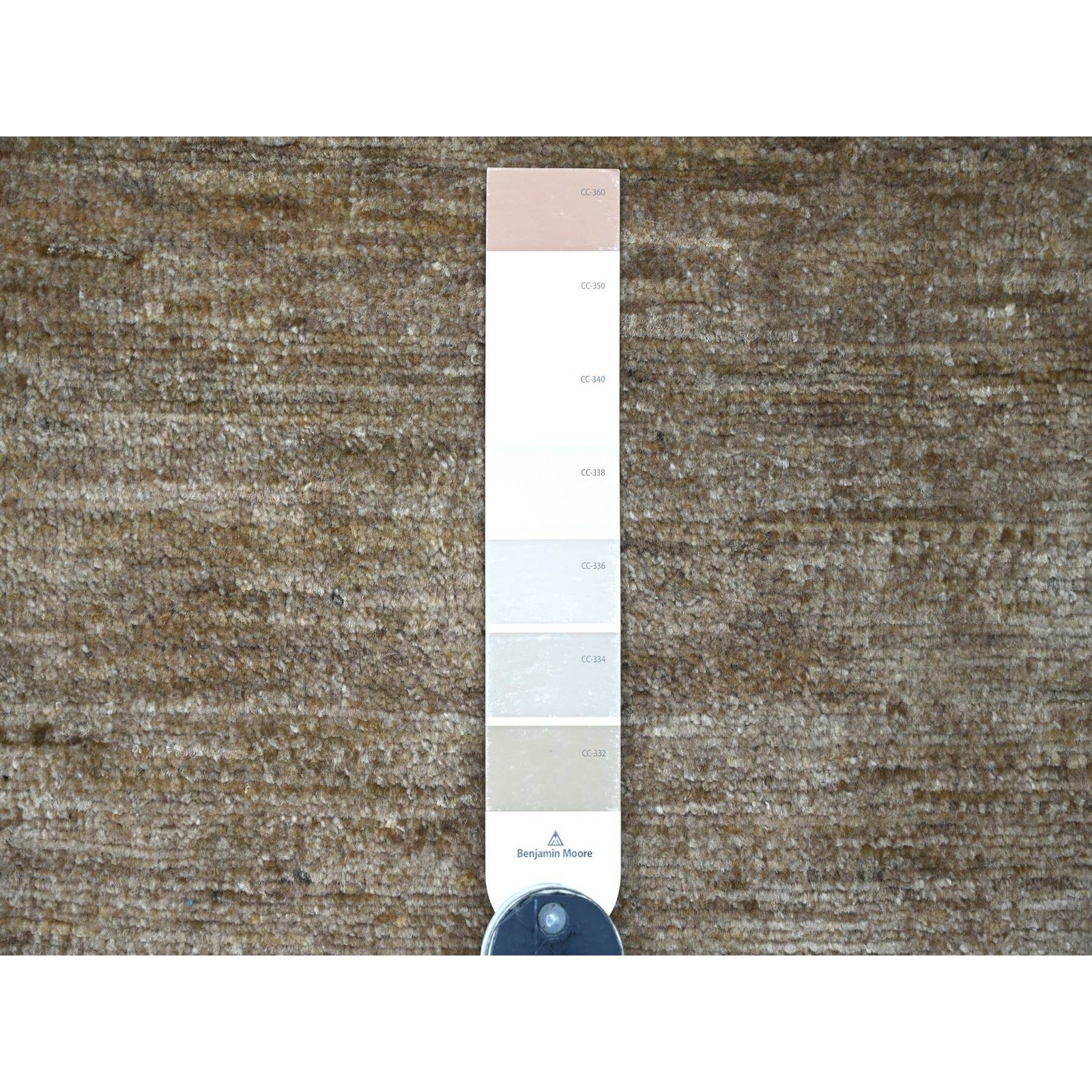 7’9″x7’9″ Brown Plain Solid Pattern Hand Knotted Ghazni Wool Round Rug 22096