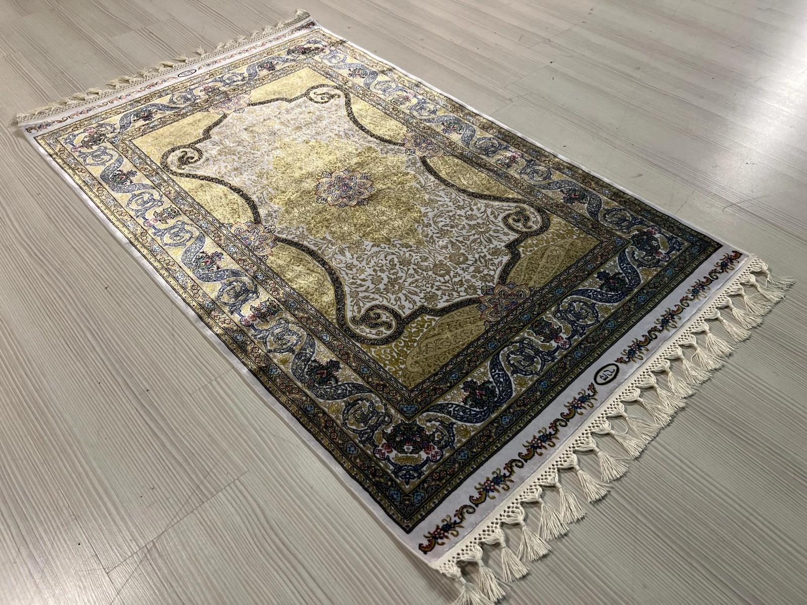 2×3 ft Green Turkish Floral Modal Silk Rug, Gift Silk Rug
