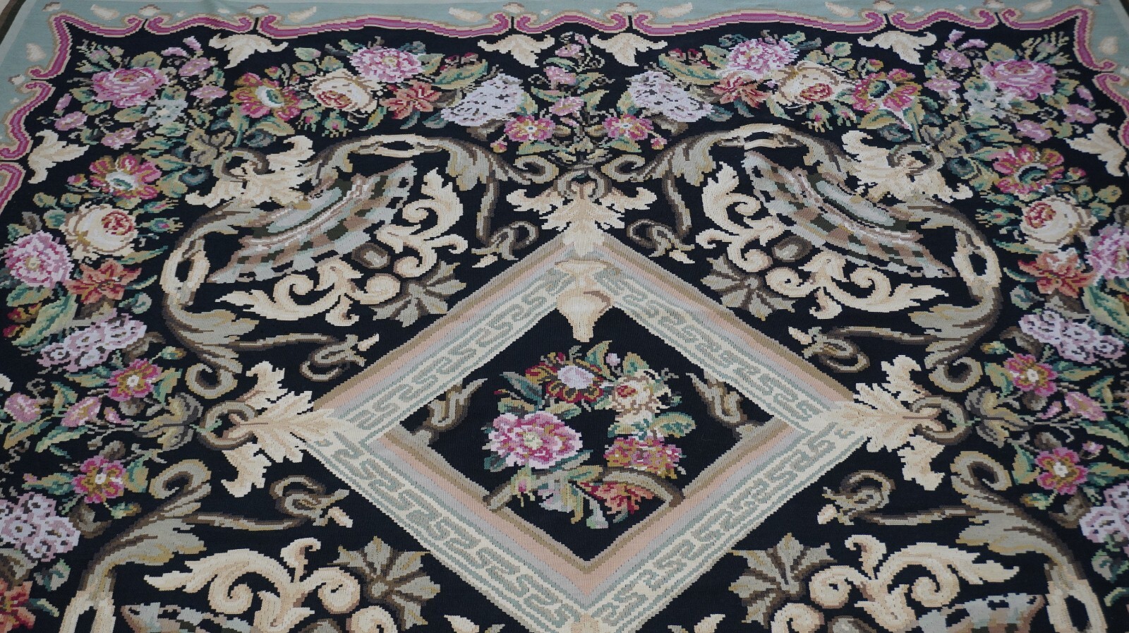 8’9″ x 9’8″ Antique Bessarabian Kilim Roses Flowers Handwoven Flatweave Rug