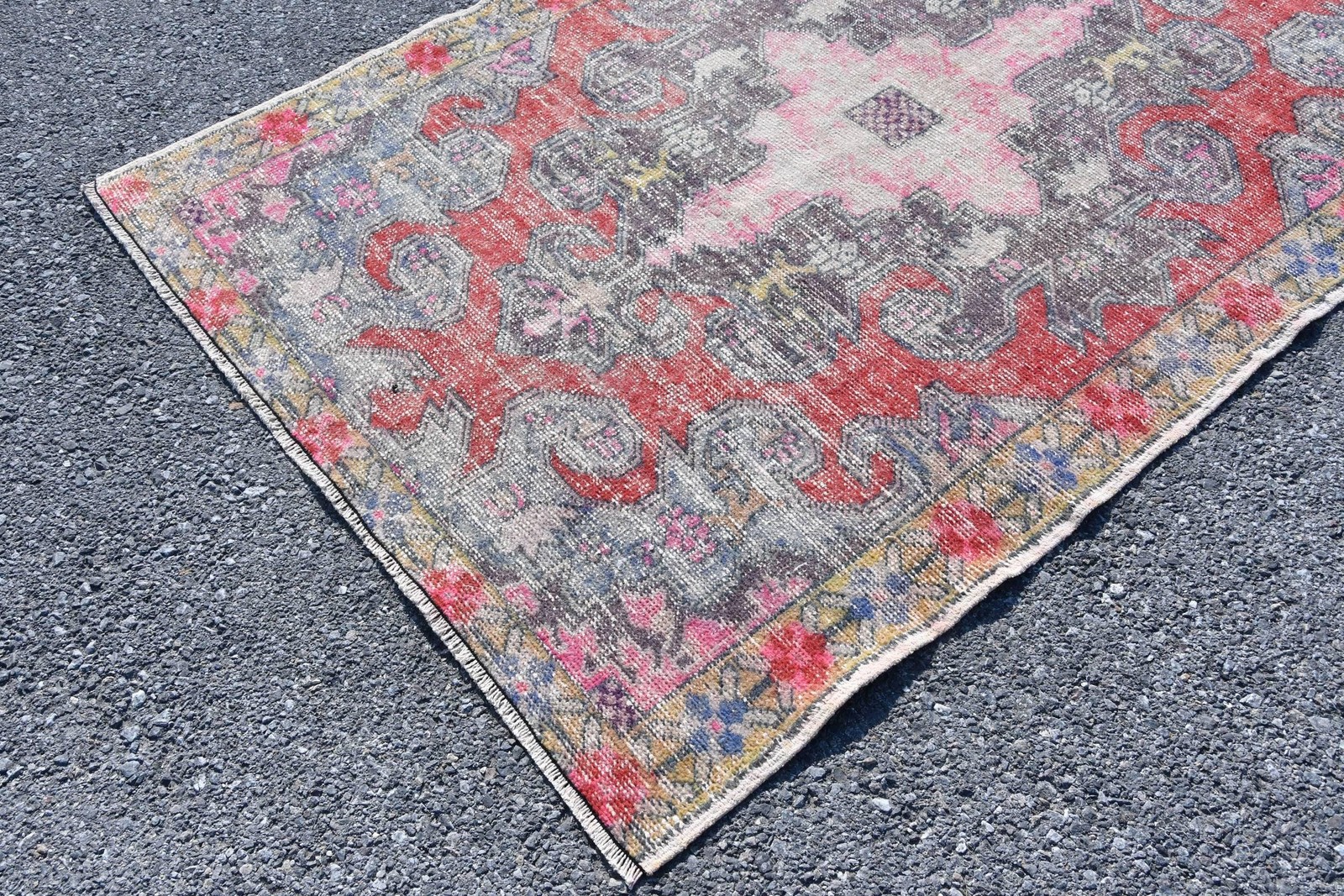 4,6×7,4 ft Area Vintage Turkish Rug, Red Polka dot Wool Rug