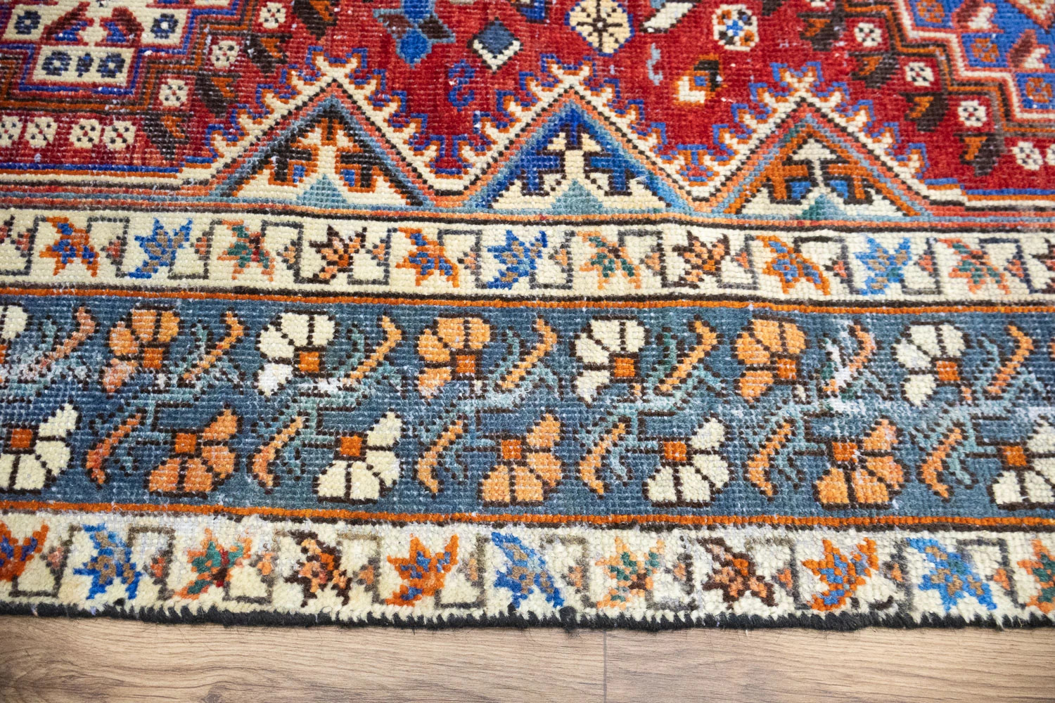 Semi-Antique Distressed Geometric Tribal Oriental Rug Entryway Carpet 5×10 Ft