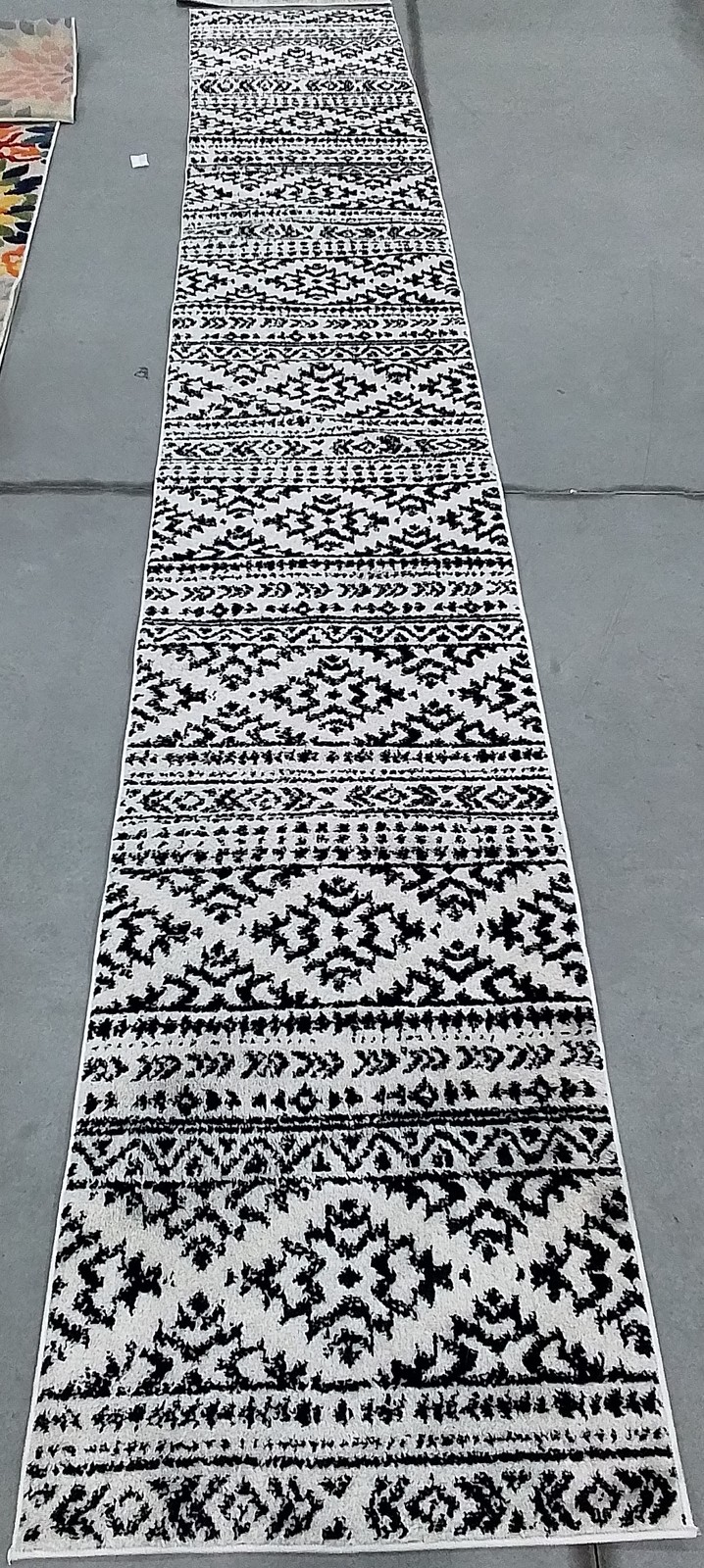 IVORY / BLACK 2′-0″ x 13′-0″ Back Stain Rug Reduced Price 1172808704 TUL272B-213
