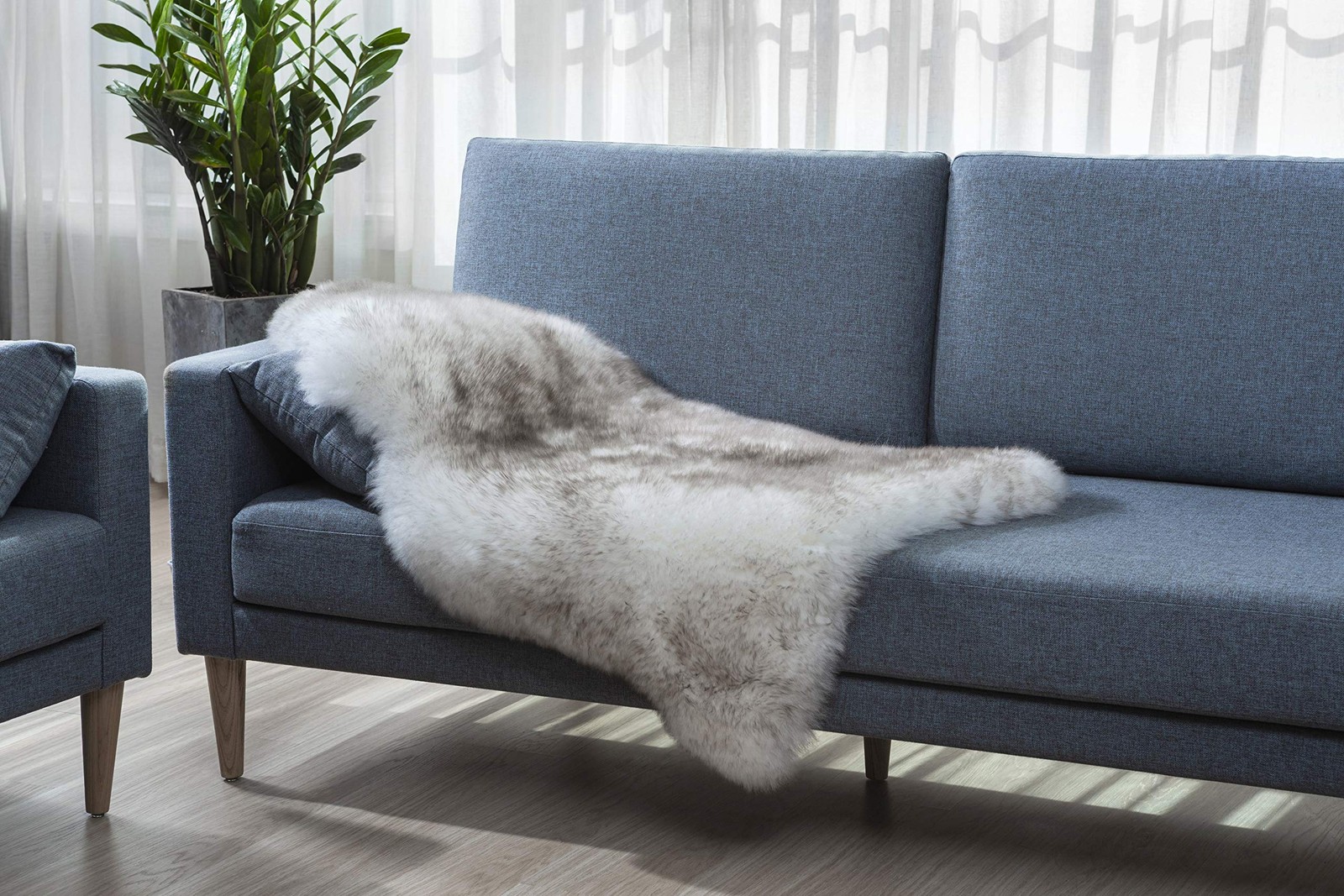 New Zealand Sheepskin Area Rug – Genuine Fluffy Wool, Multiple Sizes, Bedroom…