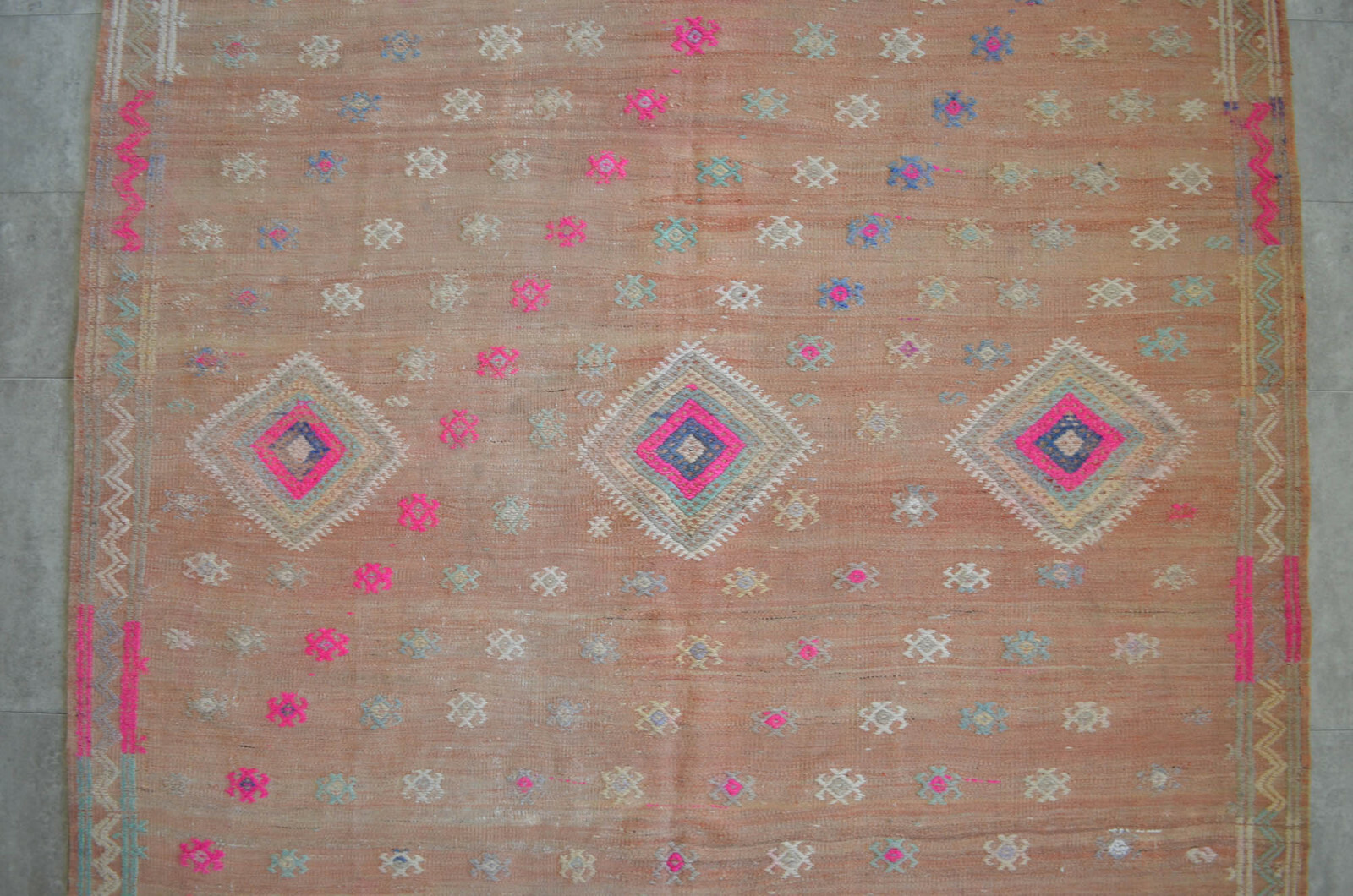 6×9 Rug Turkish Hand Made Kilim Antique Muted Color Pink Rug actual: 59″ x 98″