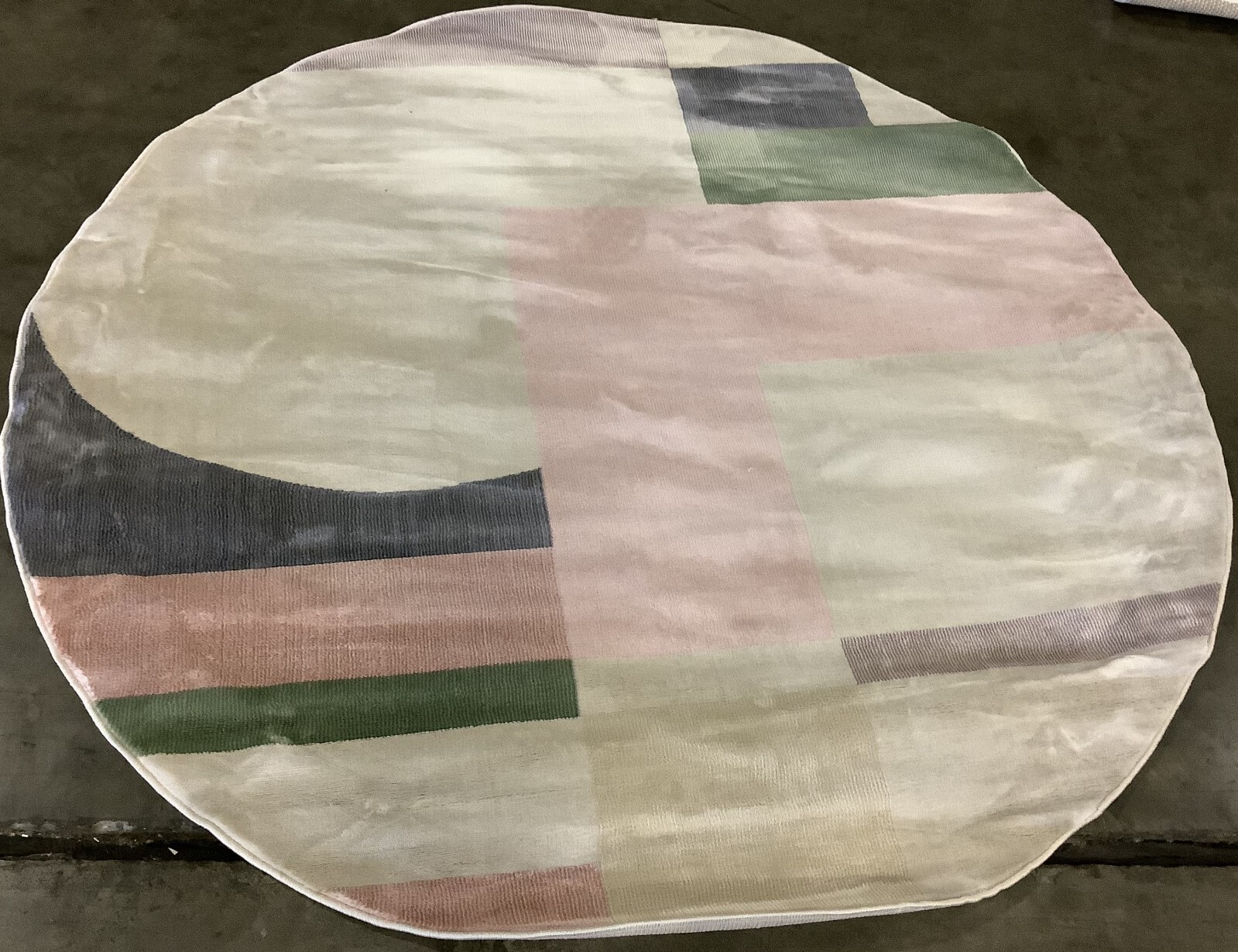BEIGE / PINK 5′-3″ x 5′-3″ Back Stain Rug, Reduced Price 1172673789 ORW301C-5R