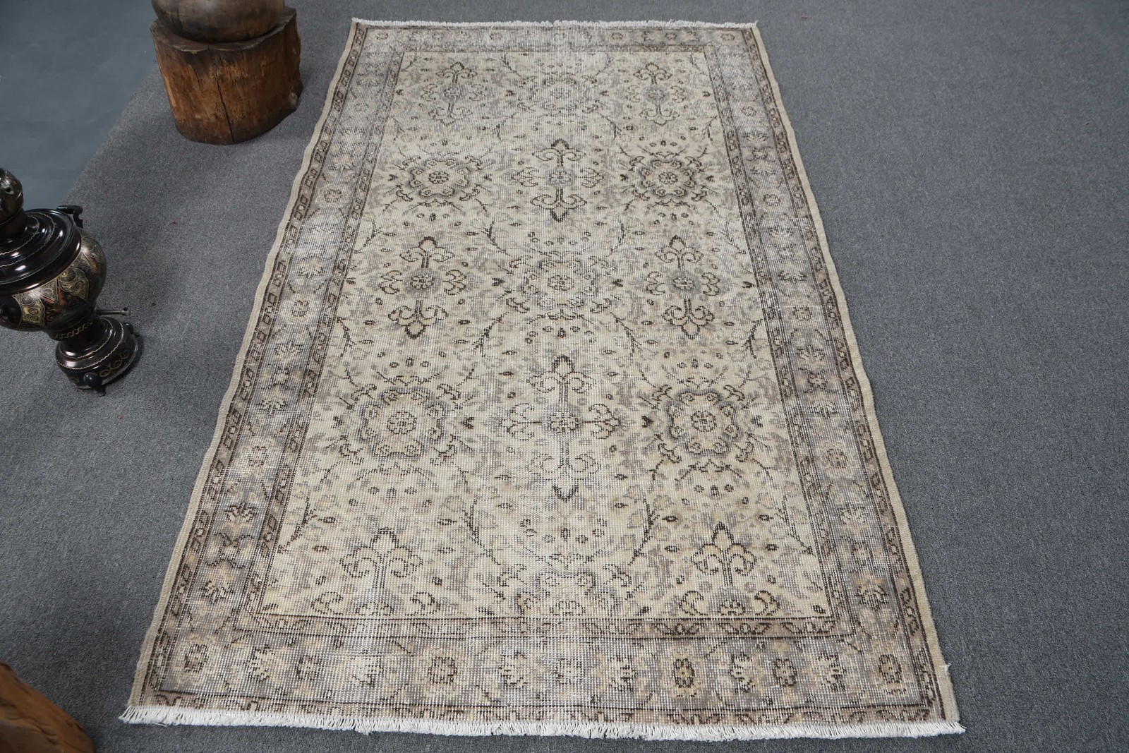 Turkish Vintage Area Rug 3,9×6,6 ft, Gray Oriental Rug Wool
