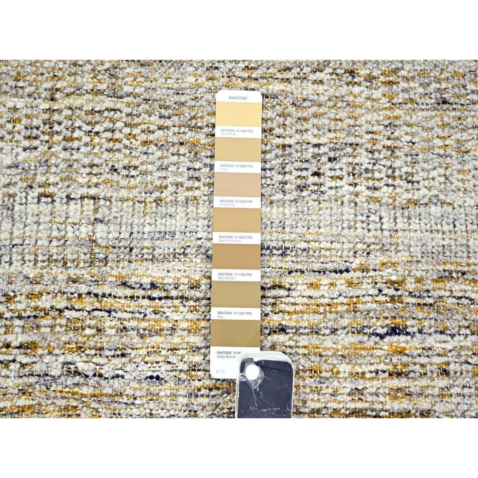 2’7″x8’2″ White & Gold Hand Knotted Oxidized Grass Design Wool Runner Rug R76249