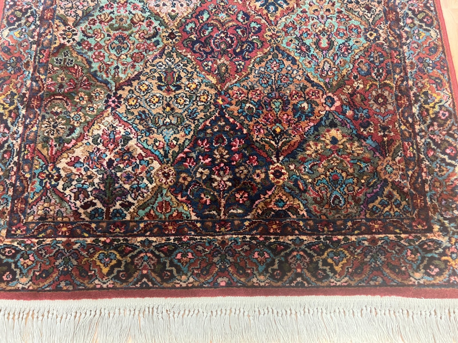 4’4″ x 6’1″ Karastan Kirman Panel Design Oriental Rug – Full Pile – Made in USA