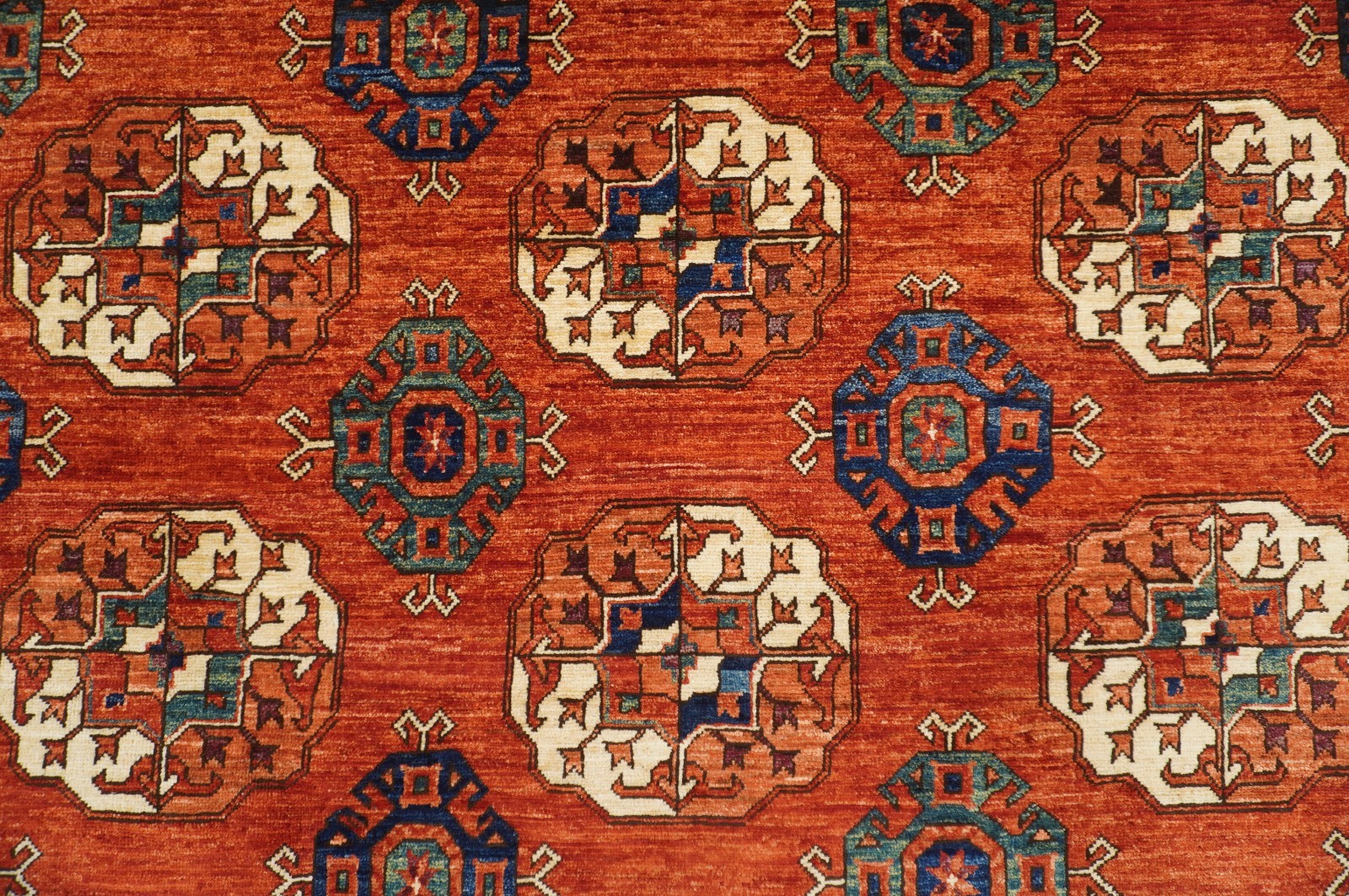 5’10″x10′ Red Tekke Afghan Hand Knotted Wool Area Rug
