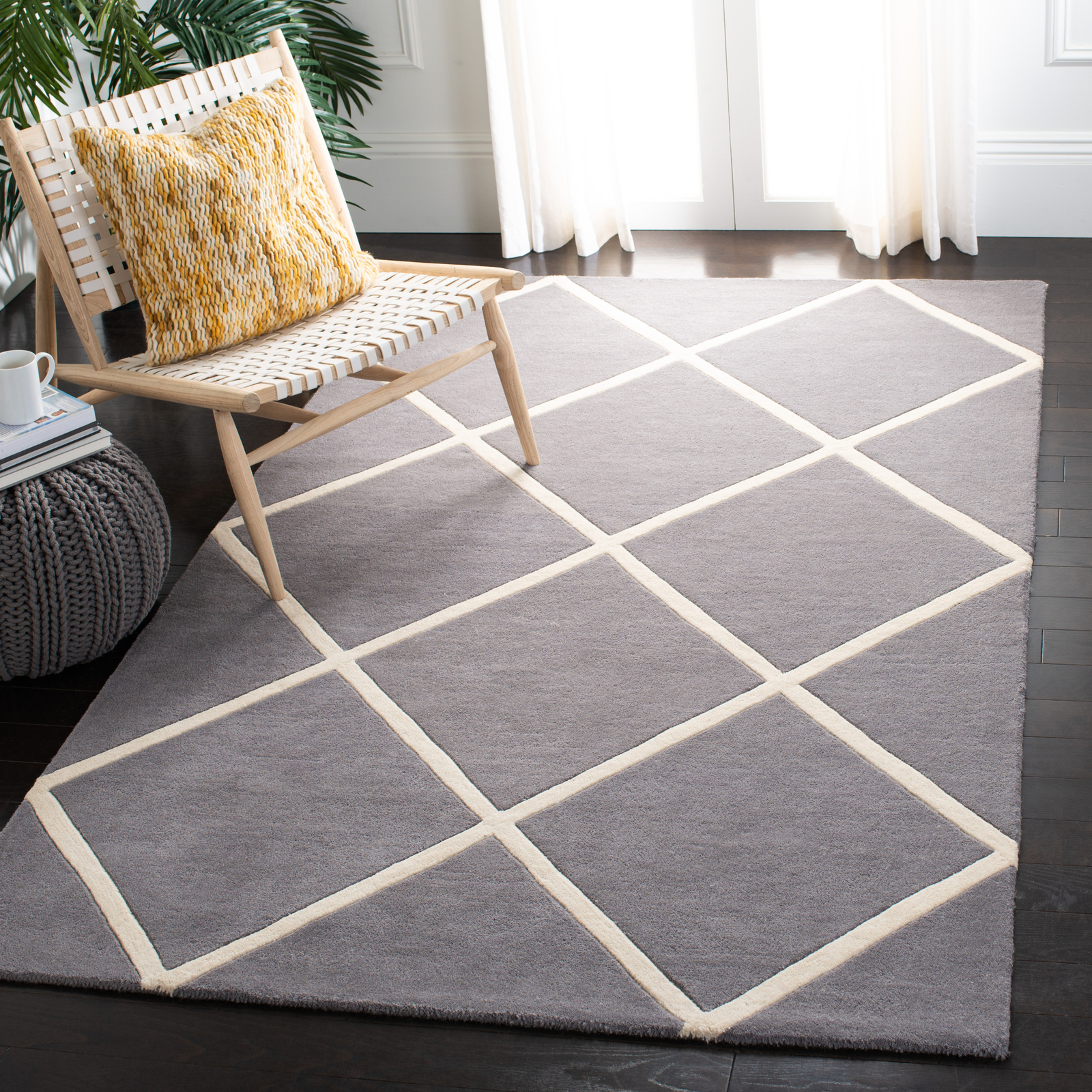 Safavieh Chatham DARK GREY / IVORY 6′ X 9′ Area Rug – CHT720D-6