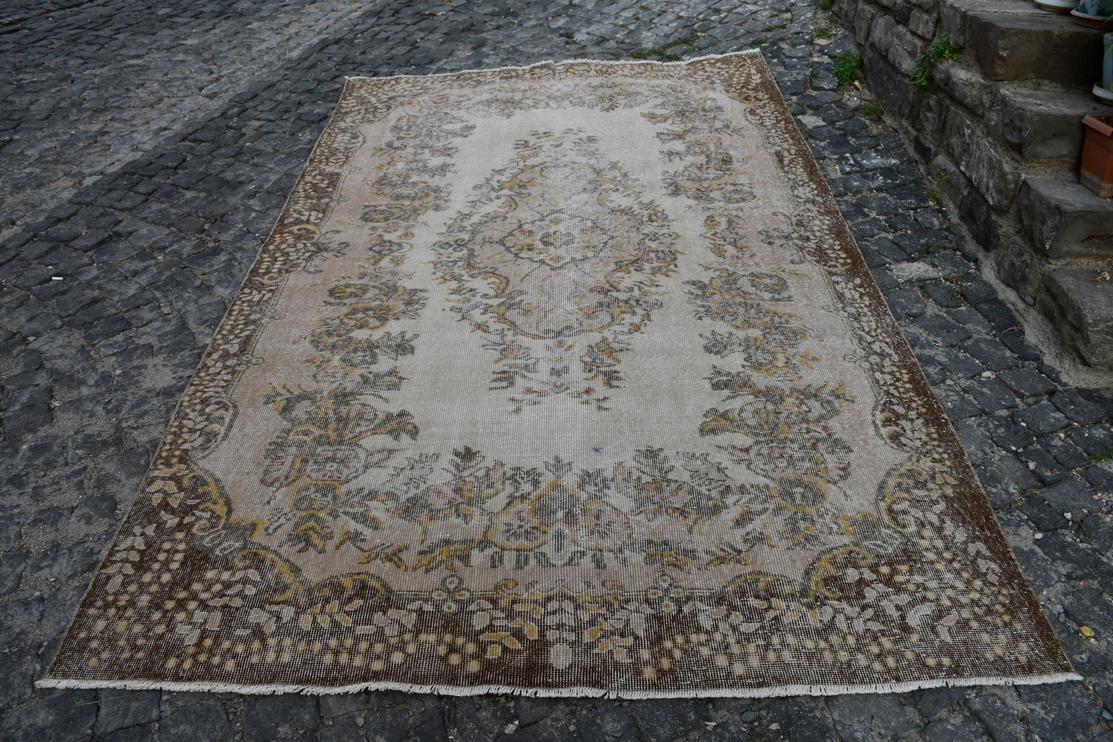 Turkish Vintage Large Rug 5,8×9,5 ft, Brown Wool Rug
