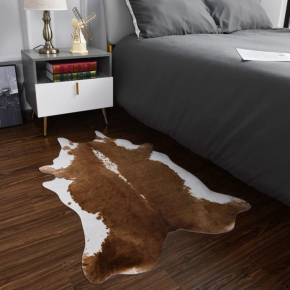 Cowhide Rug, Cute Cow Print Rug for Living Room Faux Cow Hide Animal Print Carpe