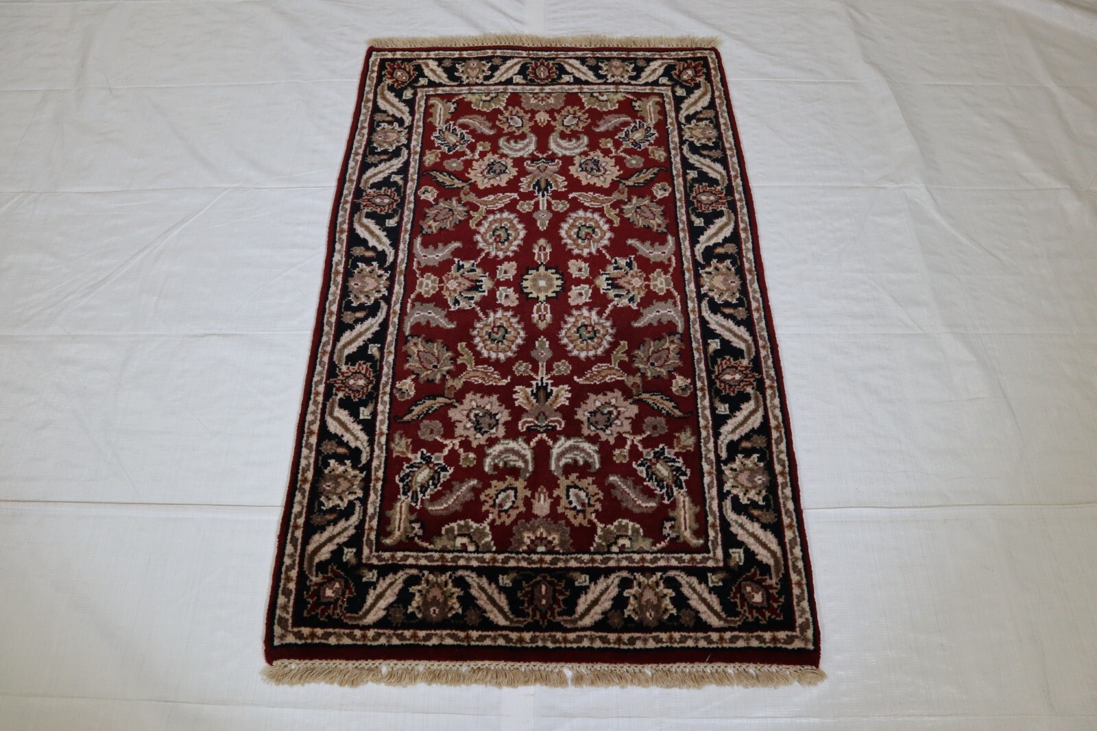 2’7″ x 4’1″ ft. Jaipur Vegetable Dye Wool Hand Knotted Oriental Area Rug