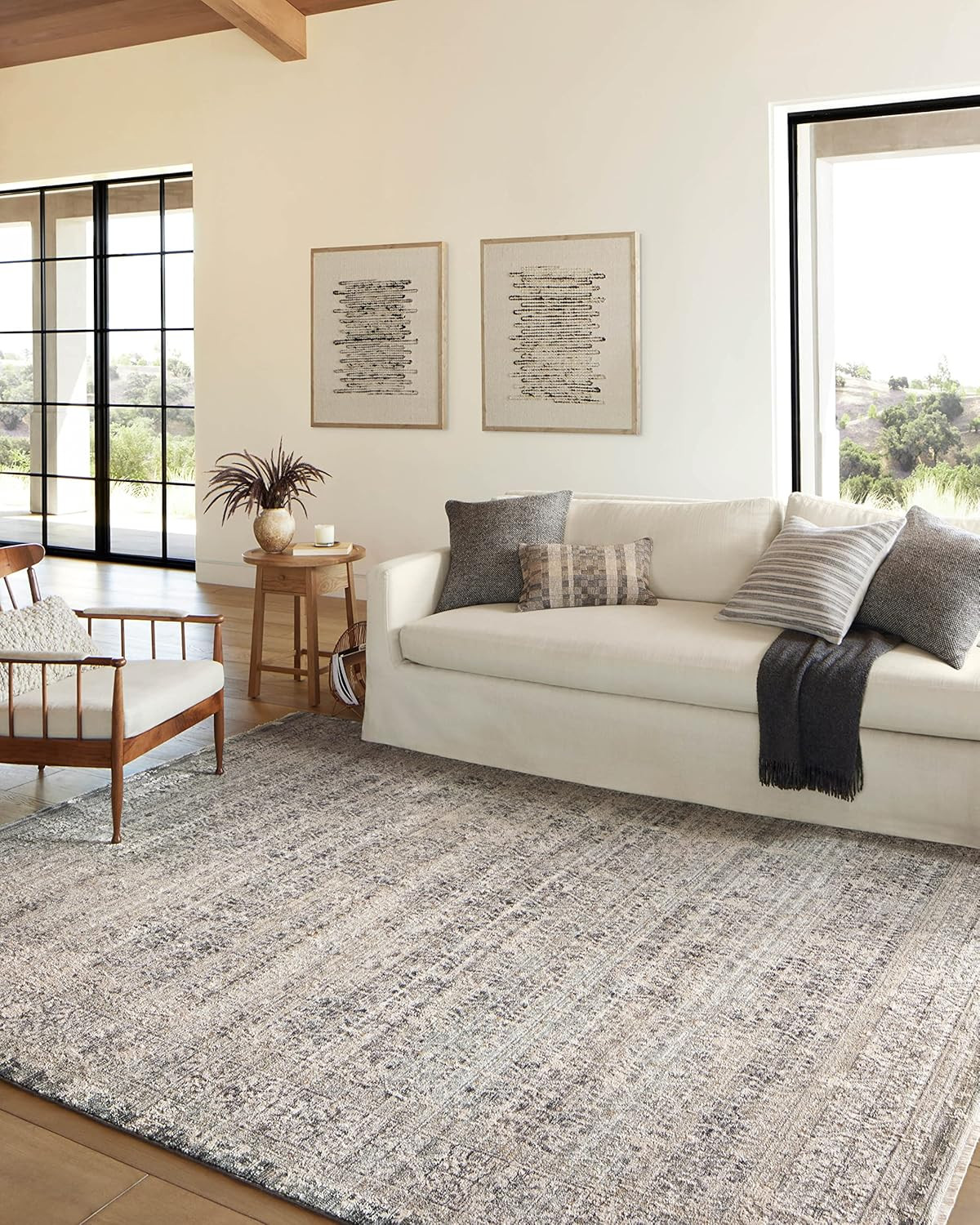 Loloi Alie Collection Round Area Rug 7’10” Sky/Stone, 0.13″ Pile Height