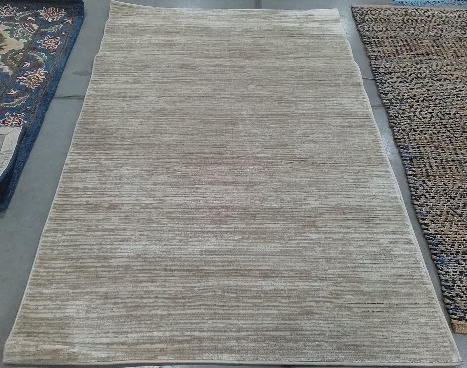 CREME 4′-0″ x 6′-0″ Flaw in Rug, Reduced Price 1172807877 VSN606F-4