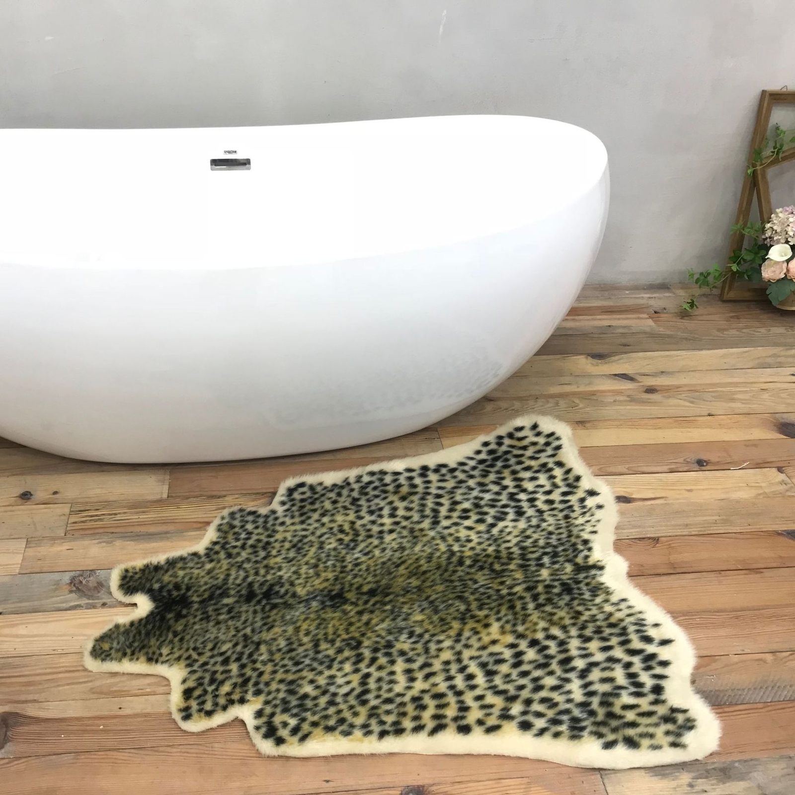 Leopard Printed Faux Fur Rug Soft Chair Pad Bedside Mat Bathroom Carpet 100x95cm