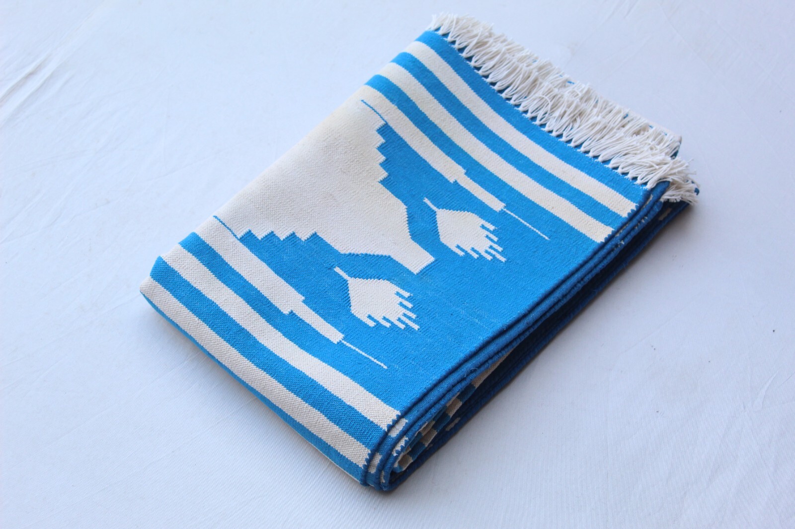 🧵Contemporary Light Blue White Modern Pattern Rug Handwoven Custom Size Cotton