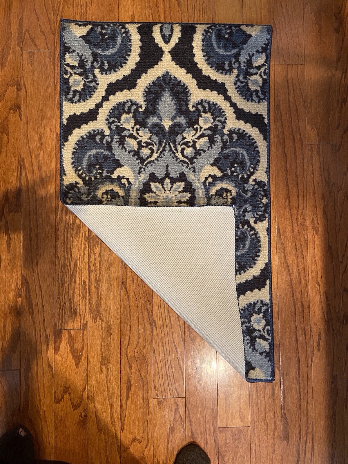 20×34 Maples Floral Rectangular Indoor Rug