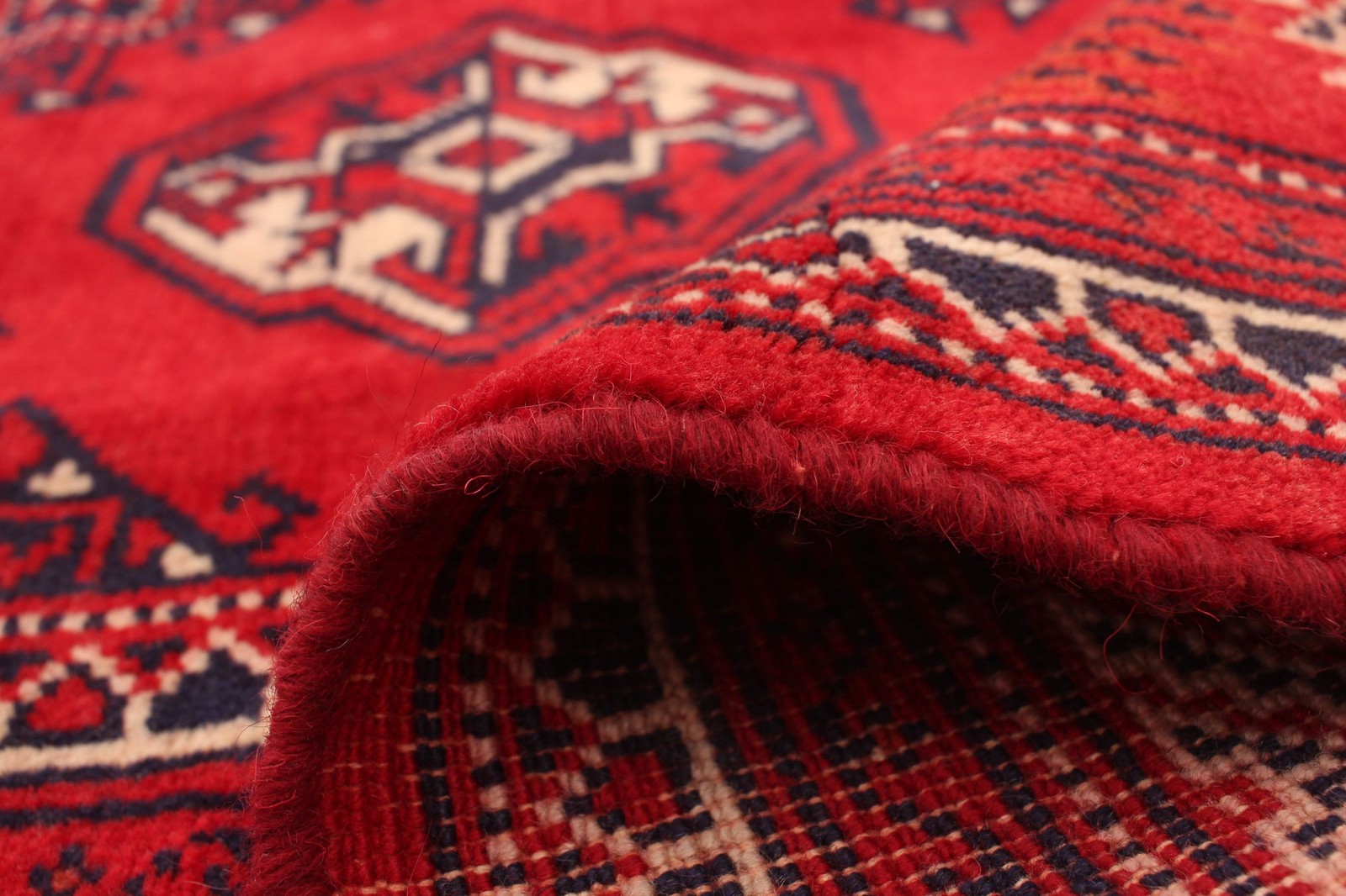 Traditional Hand-knotted Wool Oriental Carpet 6’4″ x 6’11” Area Rug