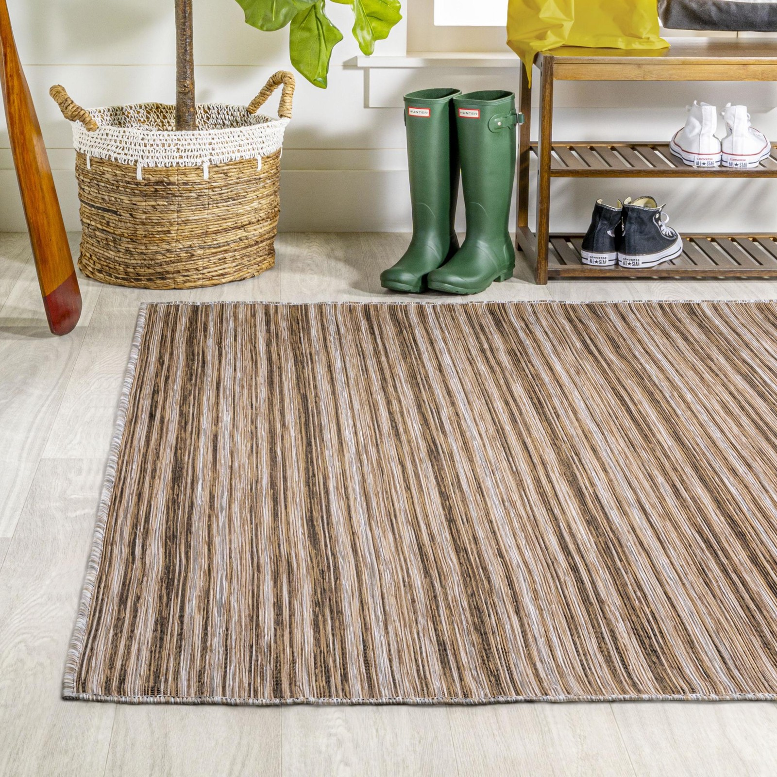 JONATHAN Y Lighting TSN103-4 Tuscan Sun Collection 4′ x 6′ – Brown