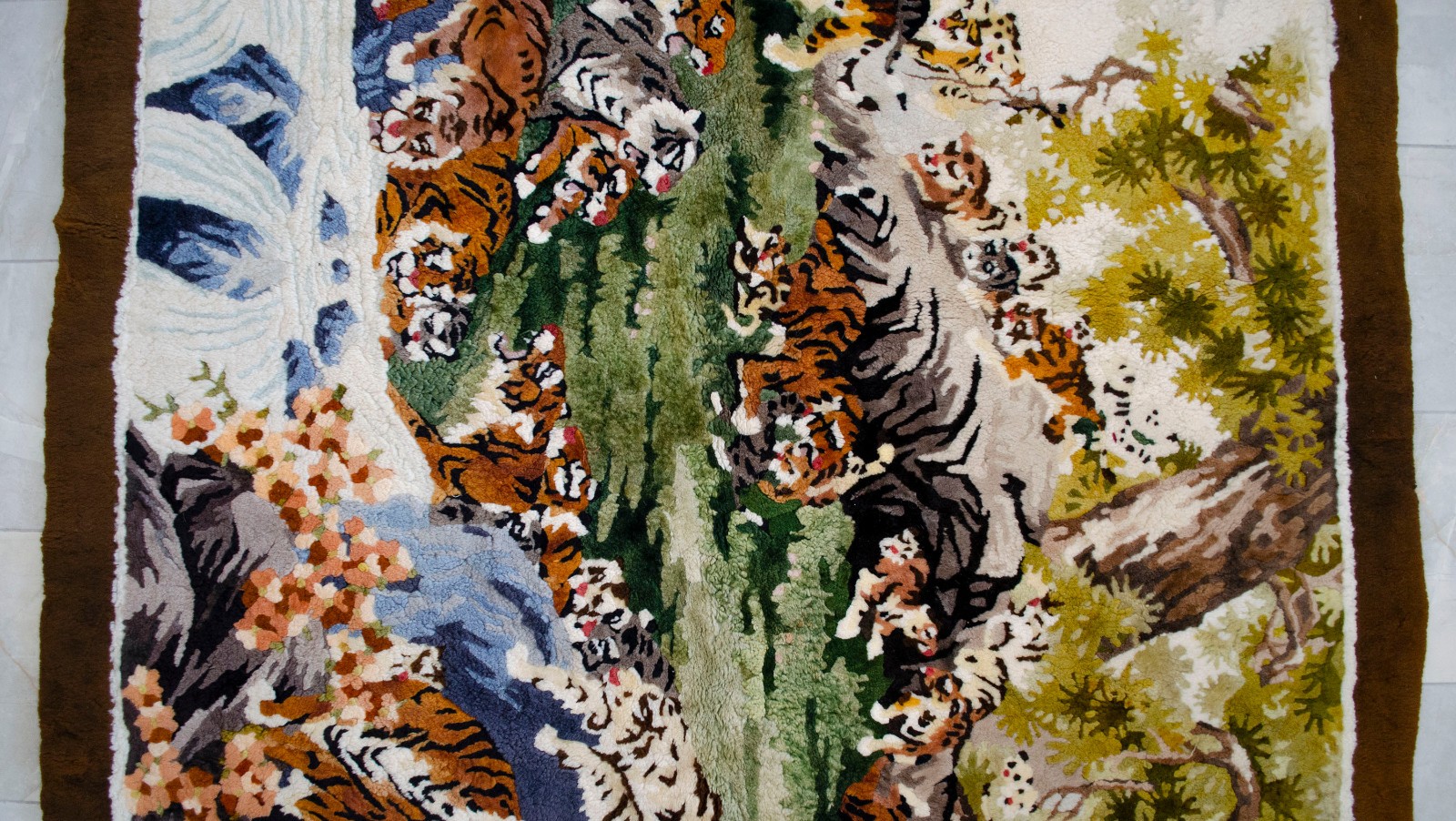 Ultra Rare Chinese 100 Tigers Sheepskin Art Rug – Masterwork Supersoft Area Rug