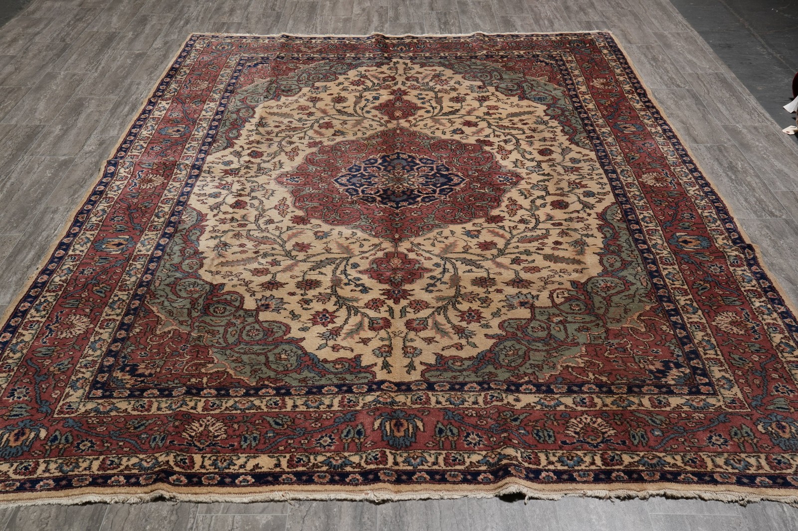 7.5 x 10.6 Turkish Tabriiz Rug | Ivory & Rust Medallion | Hand-Knotted Wool